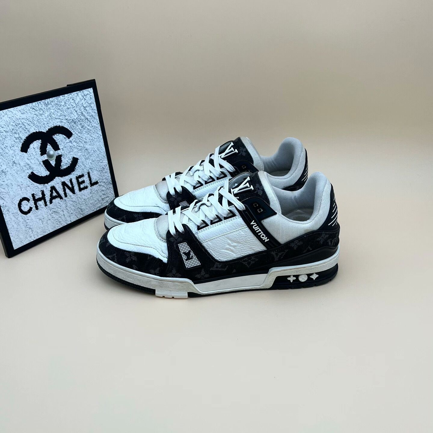 Louis Vuitton Louis Vuitton Training Denim Black Lowtop Sneakers 10 Men Size US 10 / EU 43 - 1 Thumbnail
