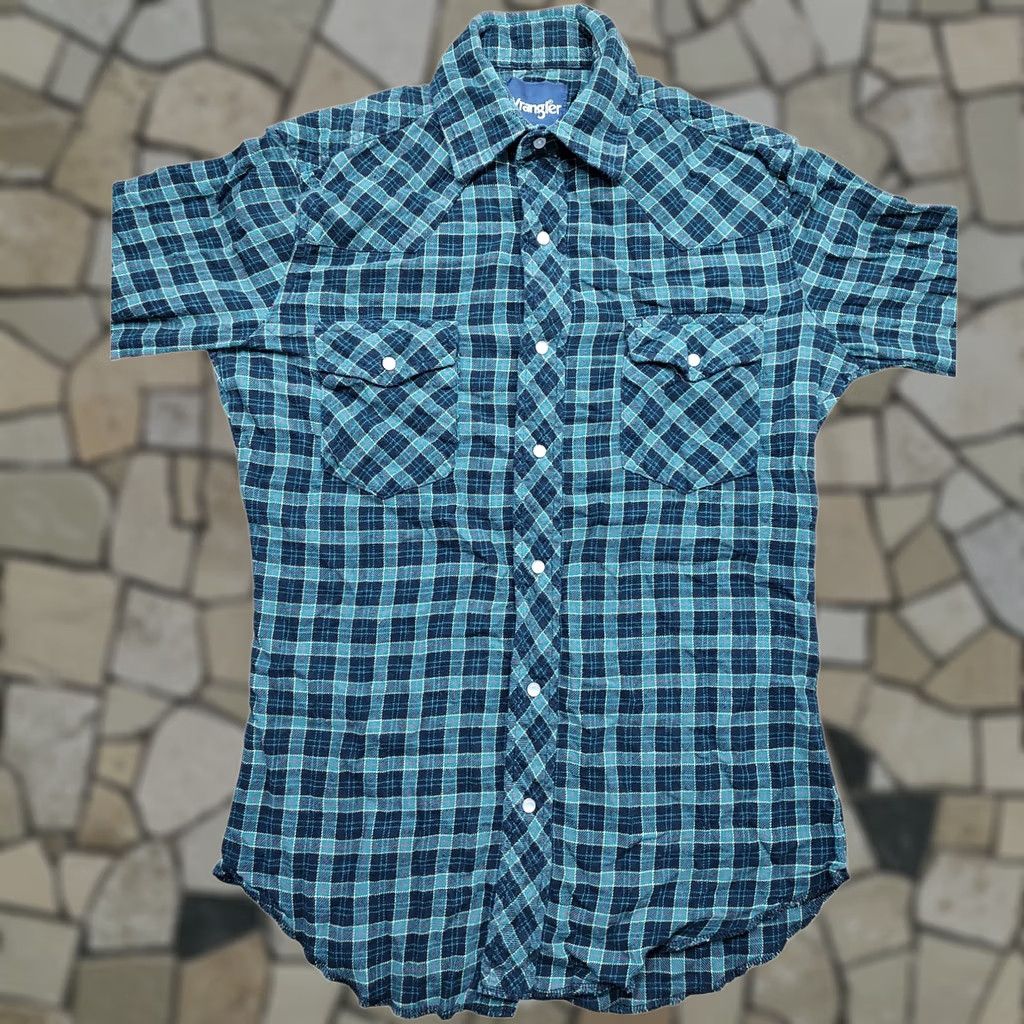 Wrangler VINTAGE Wrangler Shirt Mens S Green Plaid Flannel Pearl Snap Western Cowboy 90s Boys? No—Mens. Size US S / EU 44-46 / 1 - 1 Thumbnail