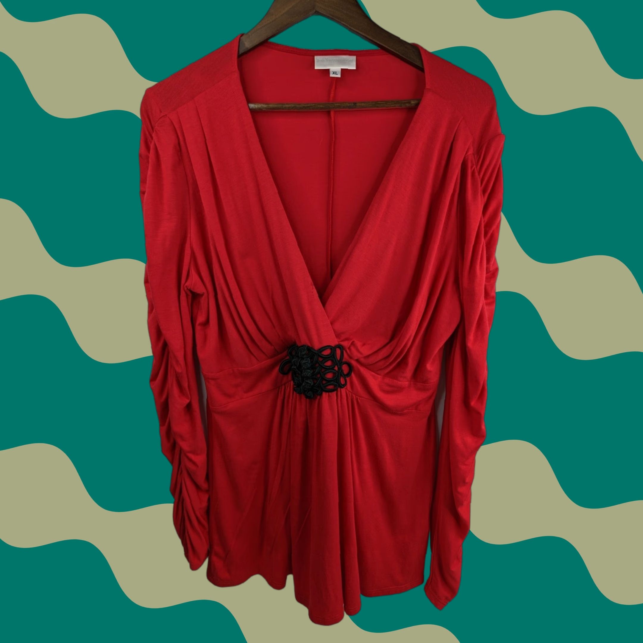 Soft Surroundings Soft Surroundings Tunic Shirt Womens XL Red V-Neck Long Sleeve Ruched Black Accent Size XL / US 12-14 / IT 48-50 - 1 Thumbnail