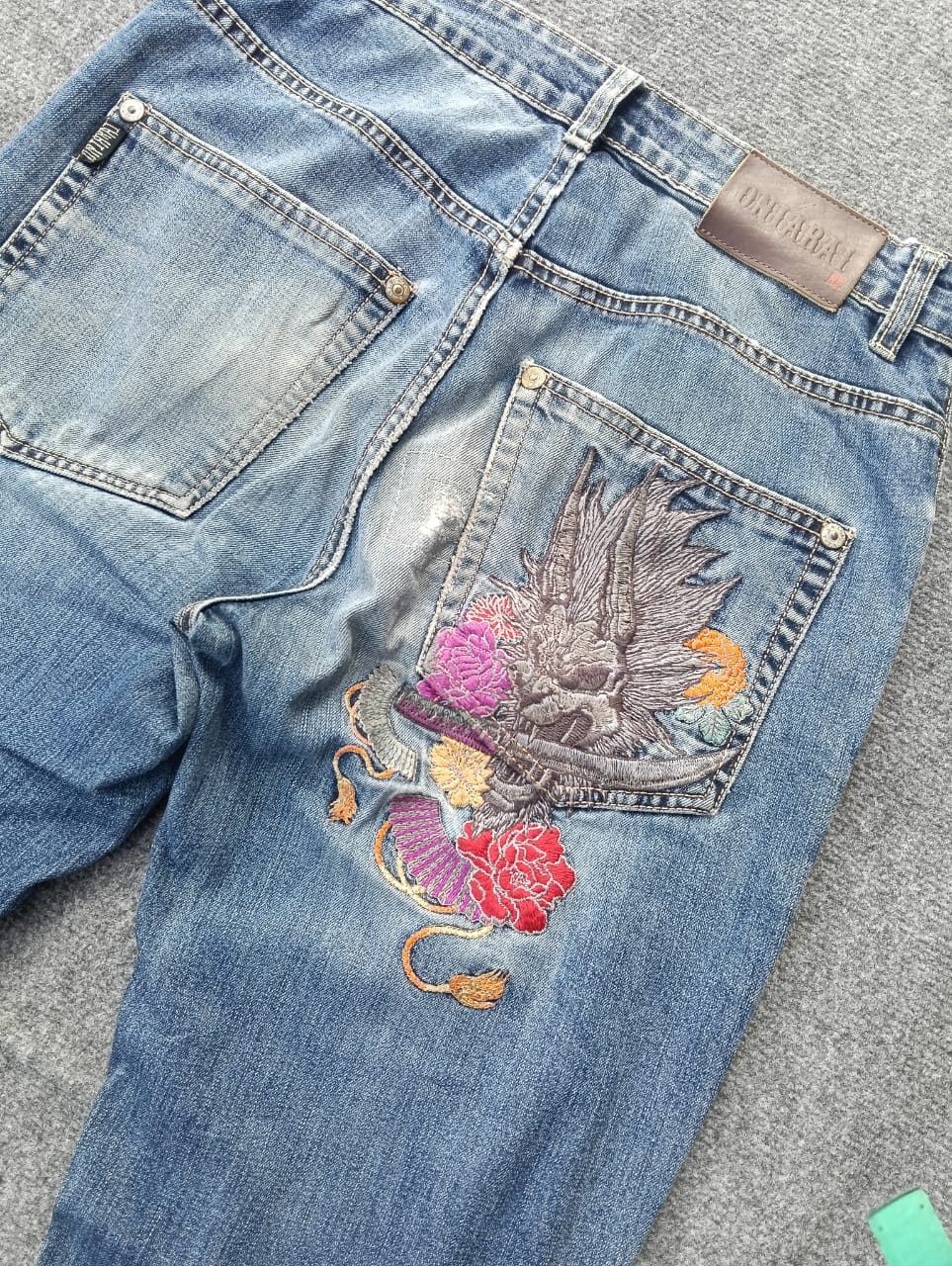 Japanese Brand Oniarai Embroidered Dragon Graphic Jeans – Vintage Wash Size US 30 / EU 46 - 12 Thumbnail