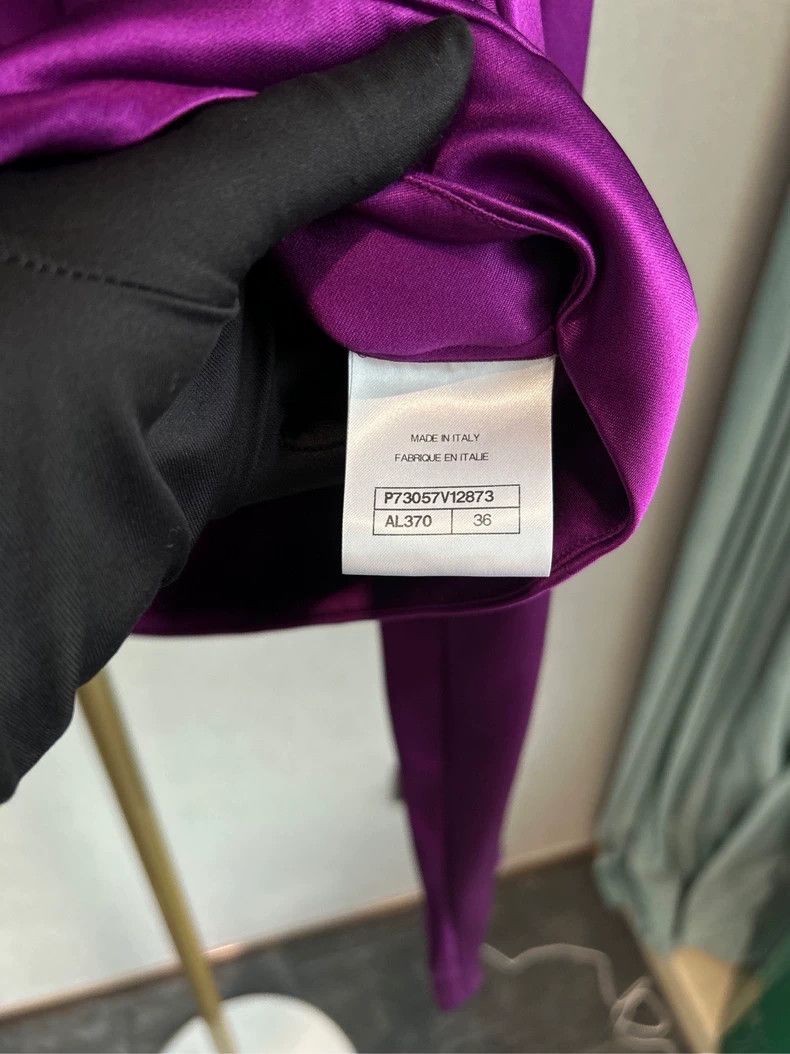 Chanel Chanel Purple jewel buckle jacket 2504-Nextarrow Size XS / US 0-2 / IT 36-38 - 6 Thumbnail