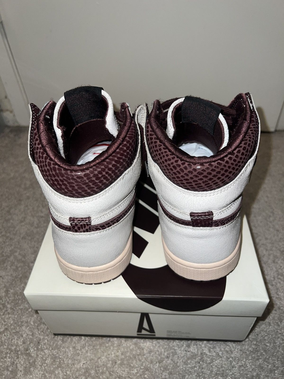 A Ma Maniere × Jordan Brand Jordan 1 A Ma Maniere Size US 9 / EU 42 - 4 Thumbnail