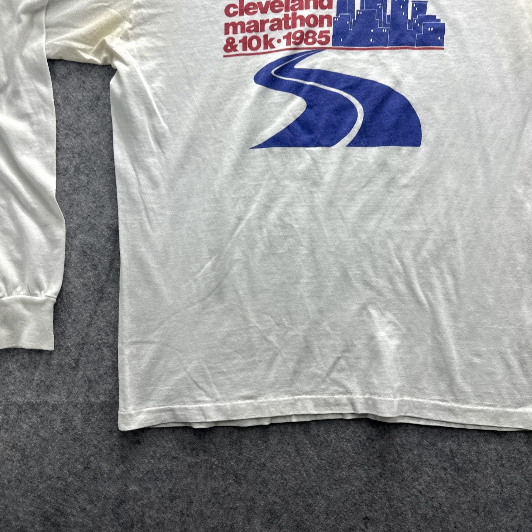 Vintage VINTAGE Revco Cleveland Marathon Shirt Mens Small White Long READ 80s Size US M / EU 48-50 / 2 - 4 Thumbnail