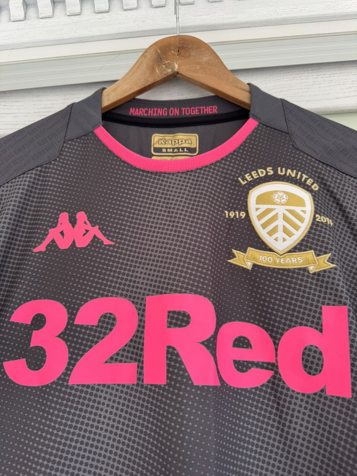 Kappa Leeds United 2019-2020 Away Soccer Jersey Football Shirt Kit Size US S / EU 44-46 / 1 - 5 Thumbnail
