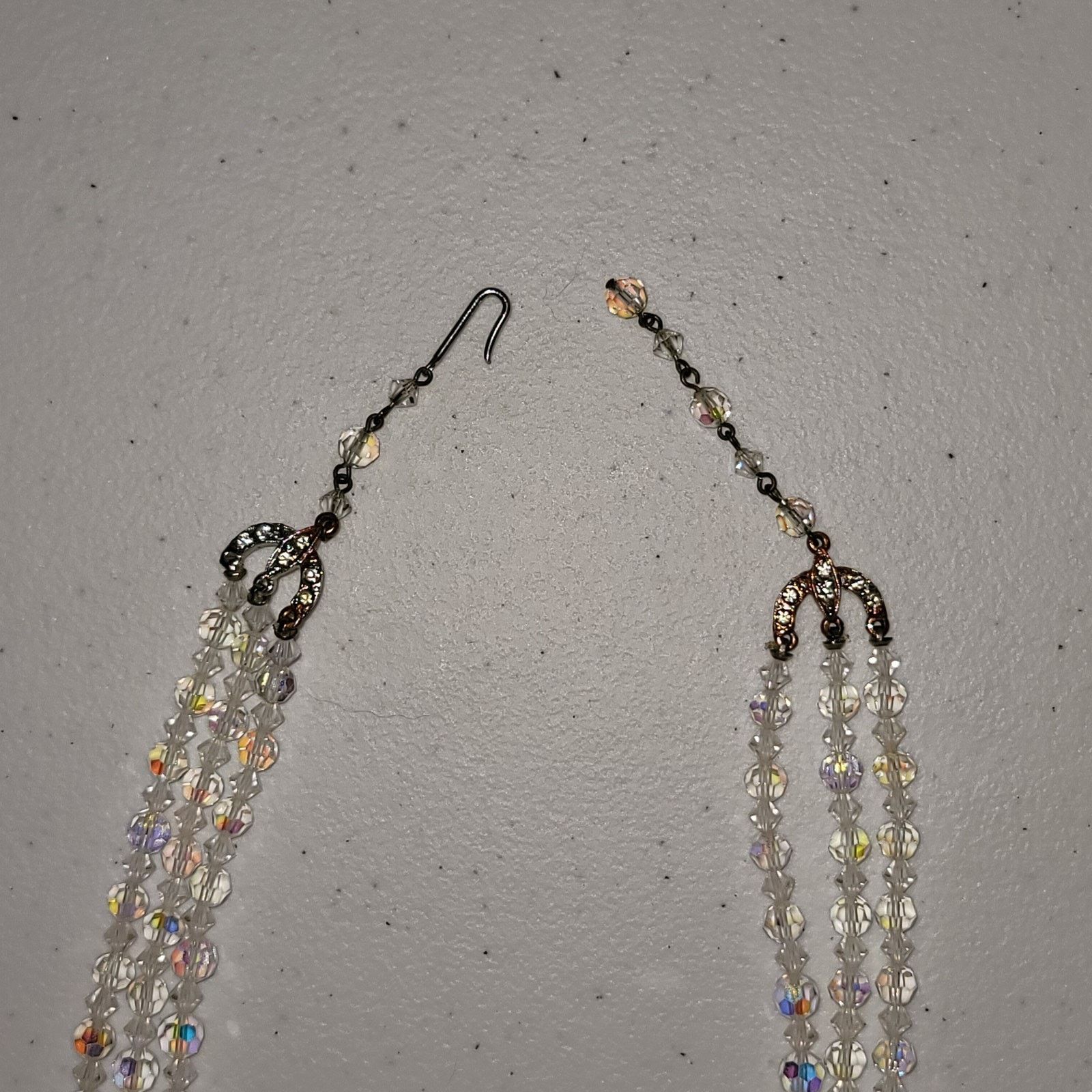 Vintage VTG c1950s 18" 3-Strand Iridescent Aurora Borealis Necklace Size ONE SIZE - 4 Thumbnail