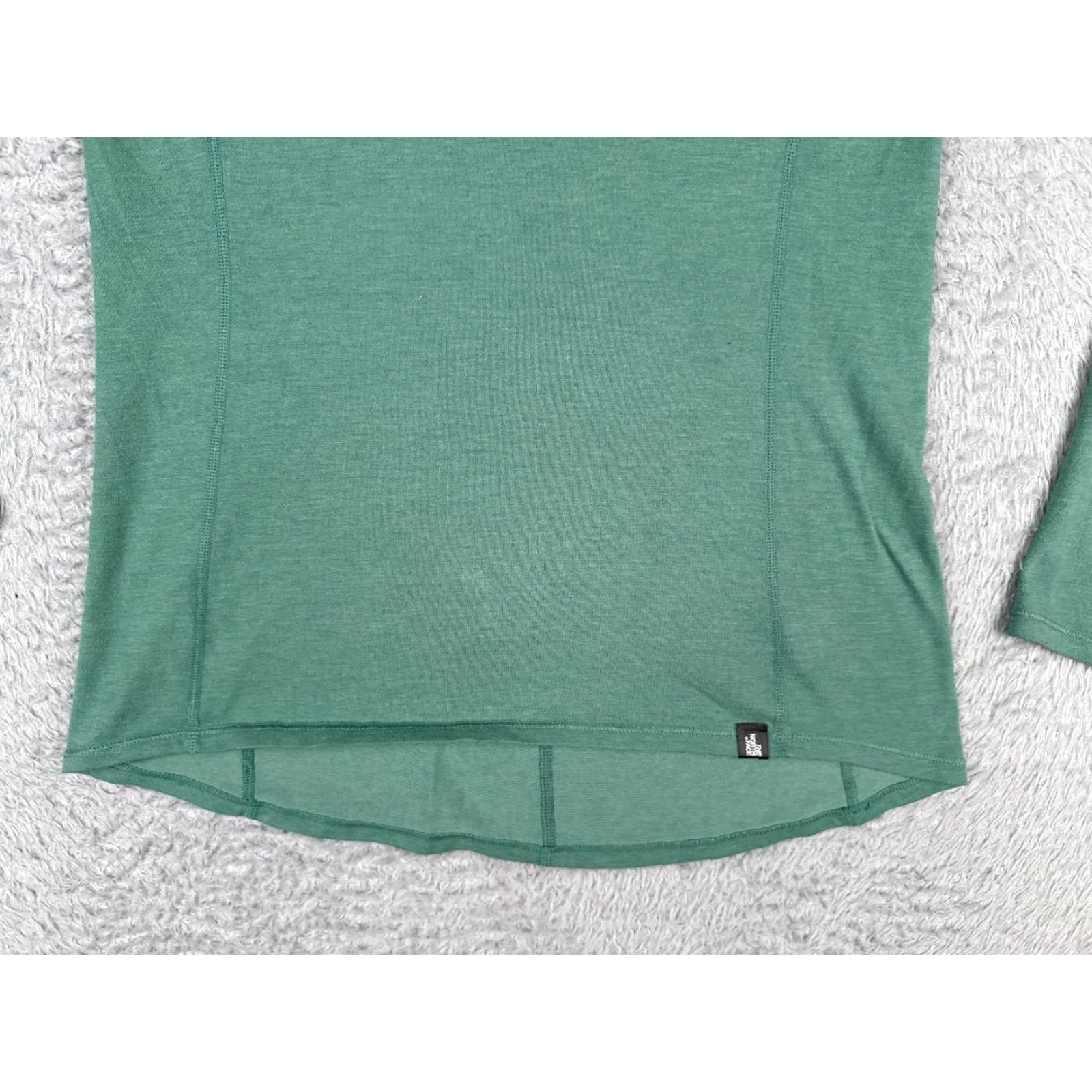 The North Face The North Face Shirt Women M Green Long Sleeve Crew Neck 100% Polyester Size M / US 6-8 / IT 42-44 - 5 Thumbnail