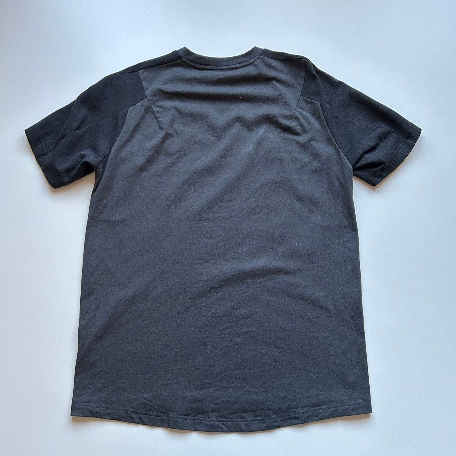 Adidas Y2K Adidas Juventus Soccer Kit T Shirt Large Black/Pink Rare Size US L / EU 52-54 / 3 - 3 Thumbnail