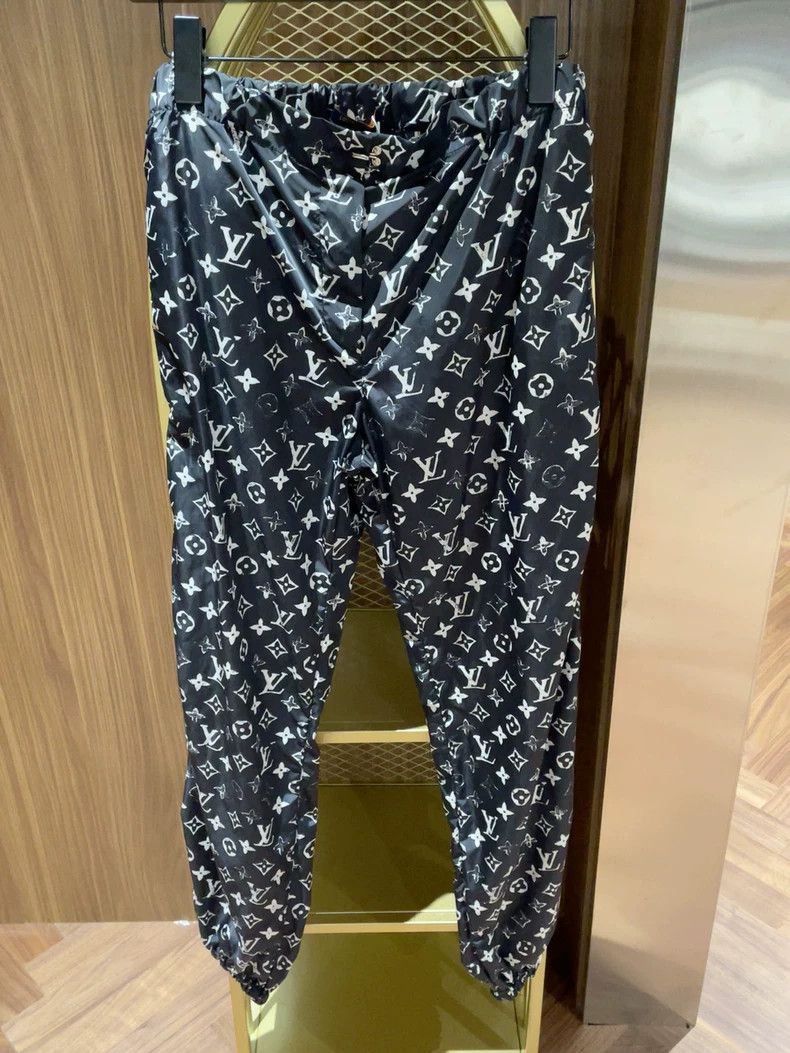 Louis Vuitton LV Monogram Logo Black Jogger Pants Size US 36 / EU 52 - 1 Thumbnail