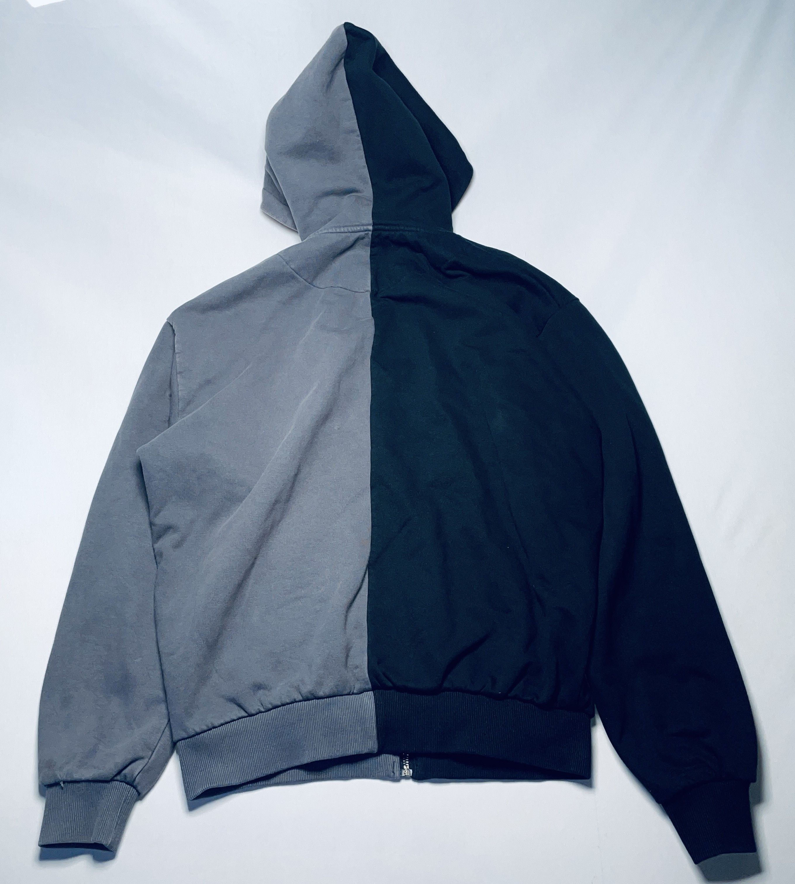 Karl Kani 🧥 34,90 € – Karl Kani Zip-Jacke S in Dunkelgrün Size US S / EU 44-46 / 1 - 4 Thumbnail