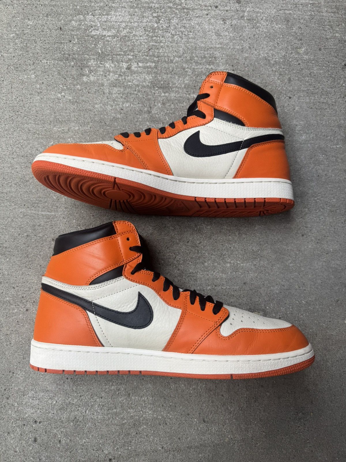Jordan Brand NIKE AIR JORDAN 1 RETRO HIGH SHATTERED BACKBOARD 2.0 AWAY 14 Size US 14 / EU 47 - 2 Thumbnail