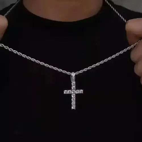 Jewelry *NEW* Diamond Cross Necklace Size ONE SIZE - 3 Thumbnail