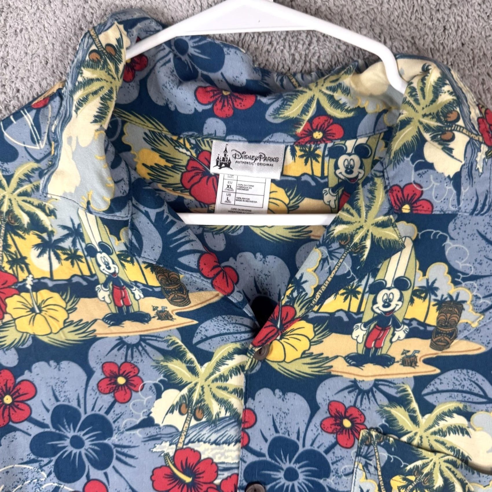 Disney Disney Parks Shirt Mens L Blue Mickey Hawaiian Button Front Tropical Surfing Size US L / EU 52-54 / 3 - 6 Thumbnail
