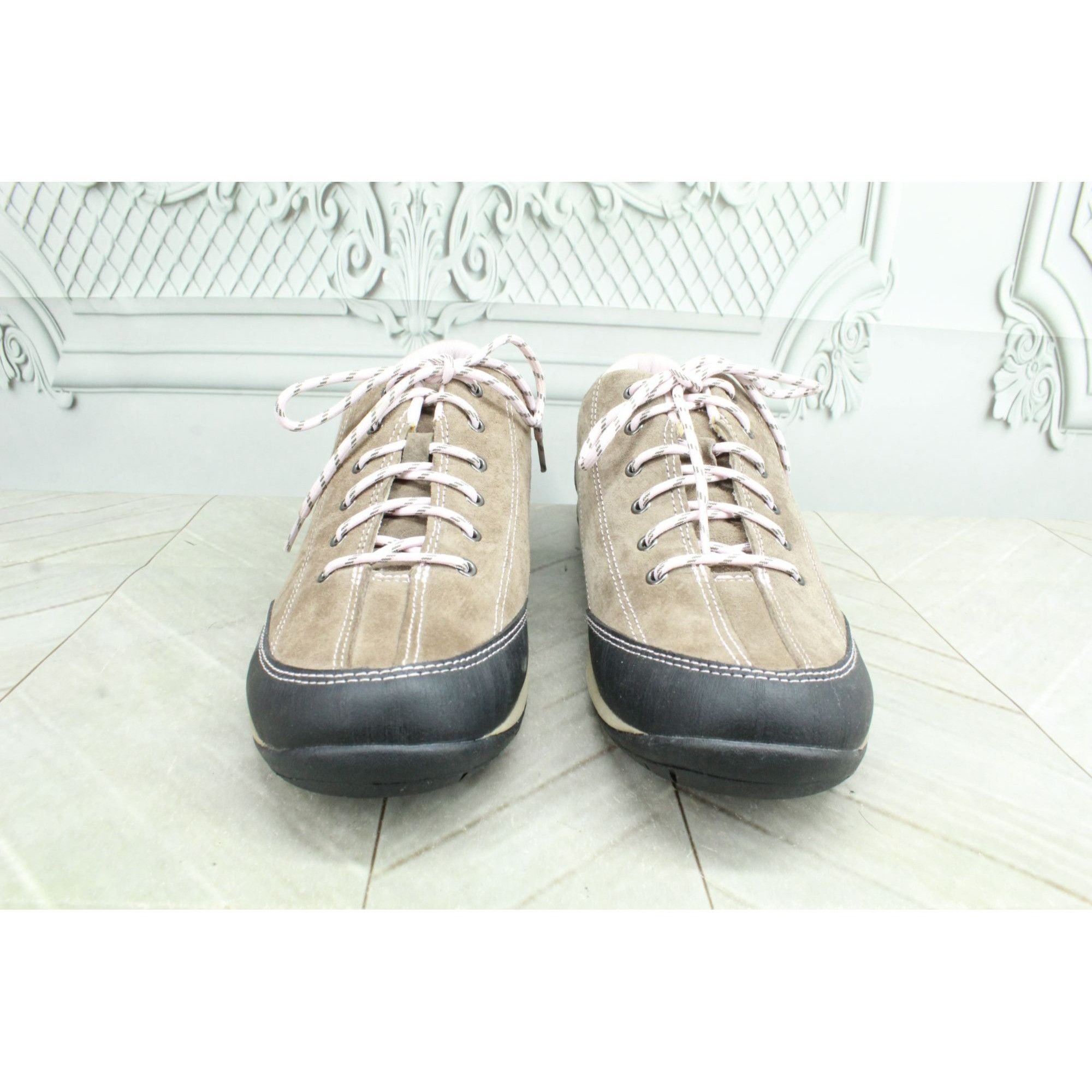L.L. Bean LL Bean Women's Lace Up Casual Sneaker Shoes Size US 10 / IT 40 - 5 Thumbnail