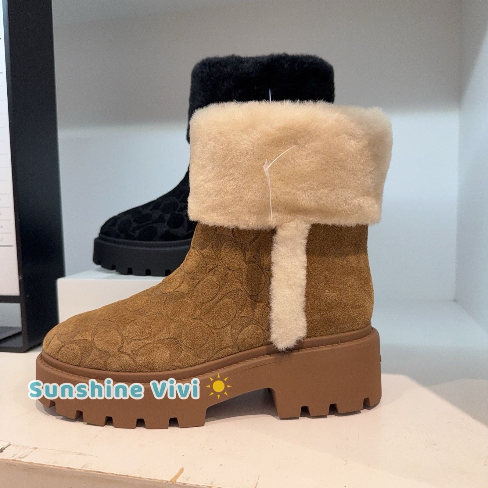 Coach NWT Coach Women's Chunky Sherpa Bootie Suede Tobacco US 8 Size US 8 / IT 38 - 1 Thumbnail