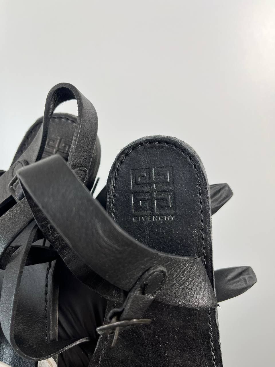 Givenchy Givenchy Leather Logo Strap Sandals Black Women’s Size 35 Size US 5 / IT 35 - 4 Thumbnail