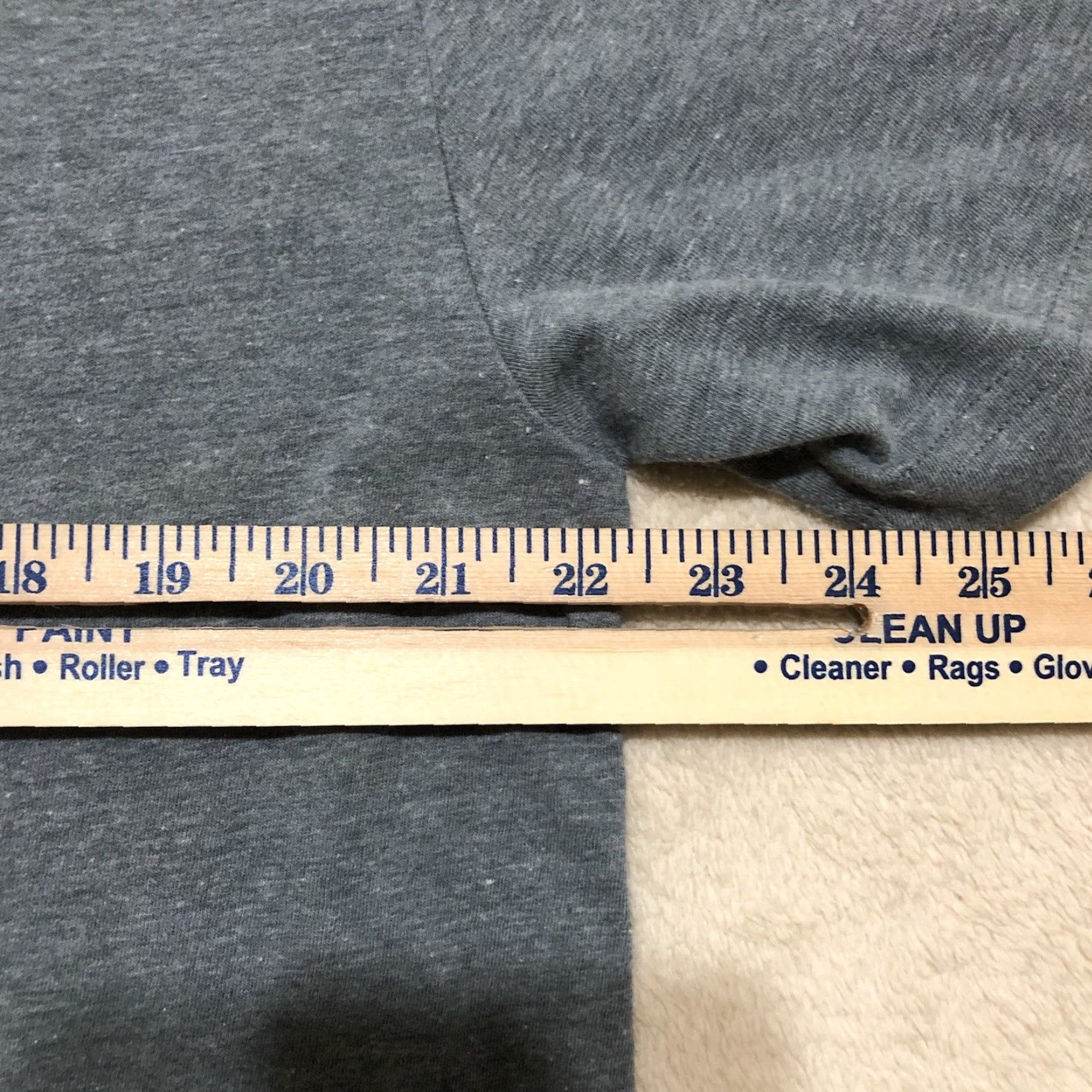 MLB Majestic Chicago Cubs Shirt Gray XL Mens Crew Neck Short Sleeve Front Graphic MLB Baseball Size US XL / EU 56 / 4 - 7 Thumbnail