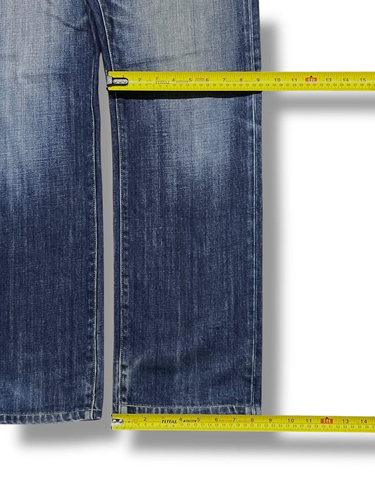 Uniqlo Loose Vintage Uniqlo Kaihara Japan - Faded Wash Jeans Size US 35 - 18 Thumbnail