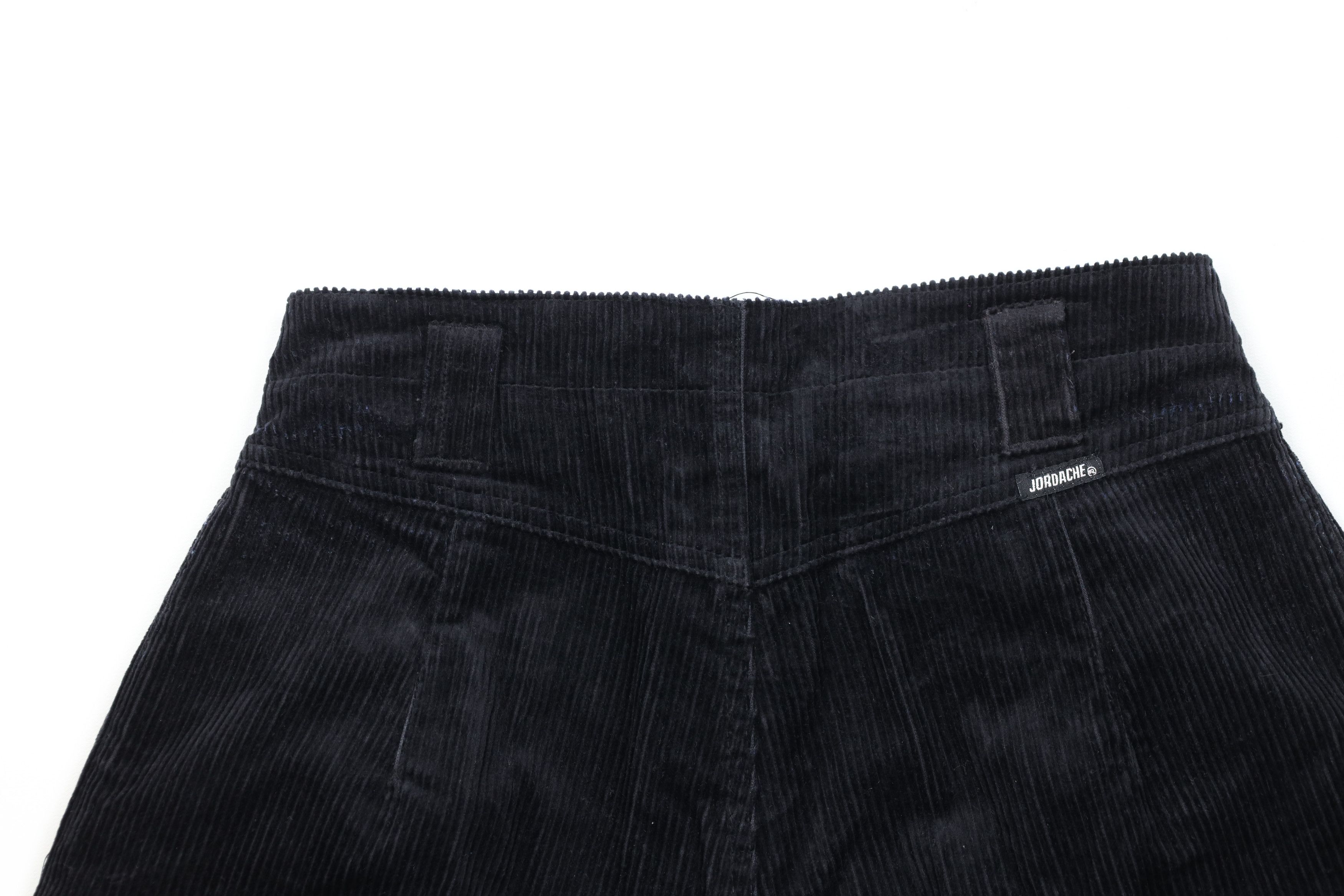 Vintage Vintage 90s Streetwear Cuffed Baggy Corduroy Shorts Black Size 32" / US 10 / IT 46 - 11 Thumbnail