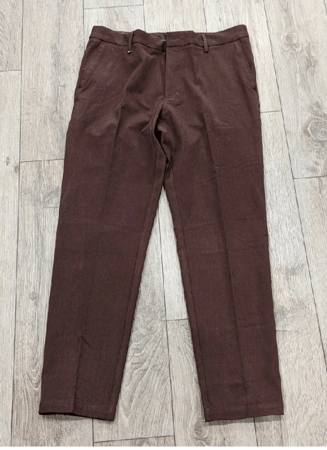 Hugo Boss BOSS "Kane" Flat Front Chino Pants Brown 54 US 38 Size US 38 / EU 54 - 1 Thumbnail