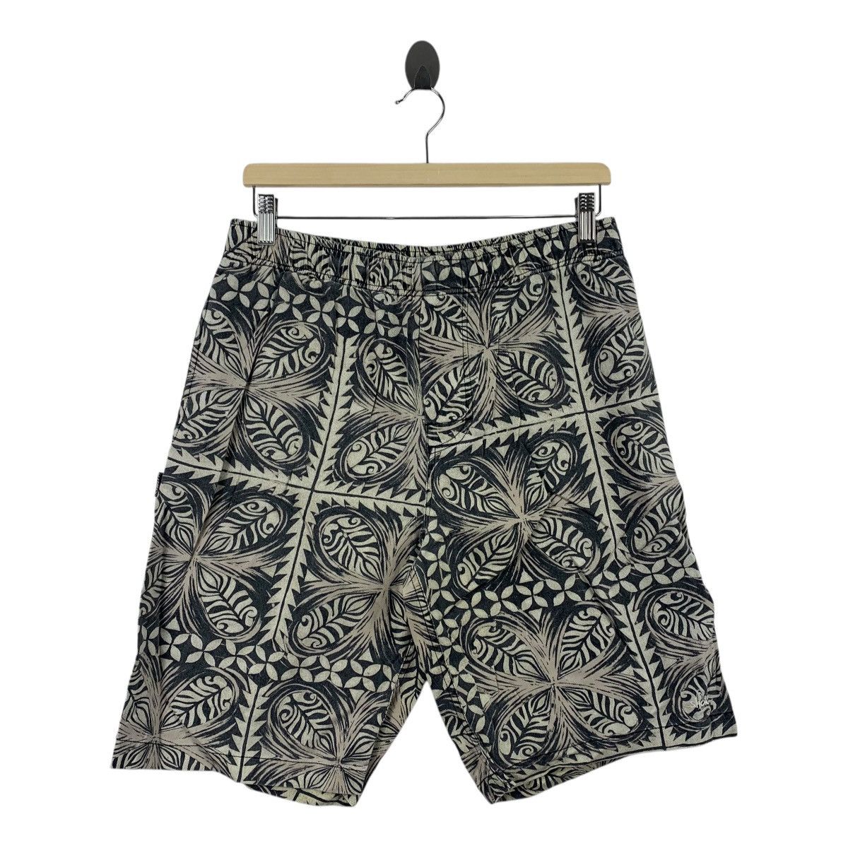 Vintage Vintage SHOK surf floral design short surf pants Size US 30 / EU 46 - 1 Thumbnail