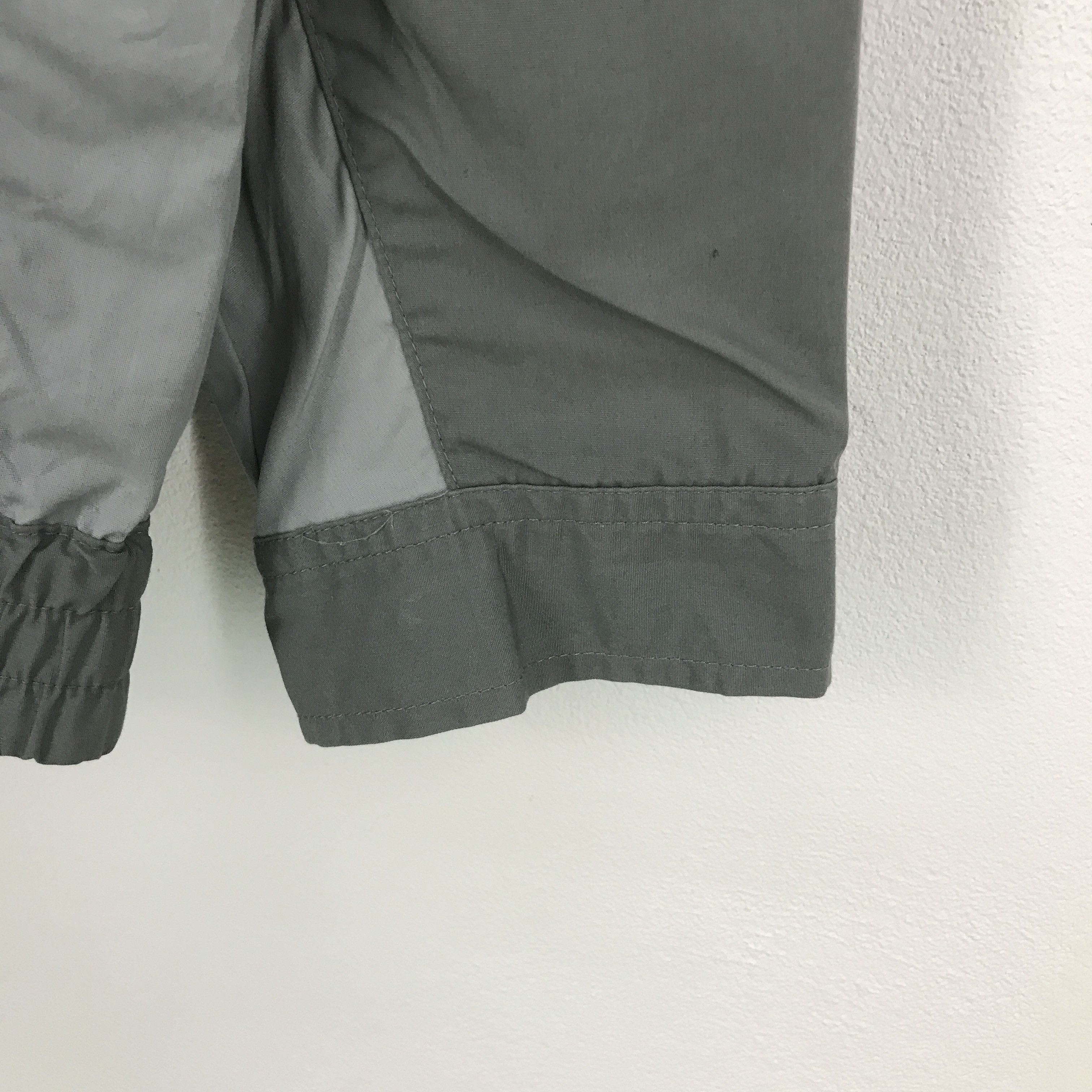 Japanese Brand Uniform work Japan Hitachi up zipper jacket Size US L / EU 52-54 / 3 - 7 Thumbnail