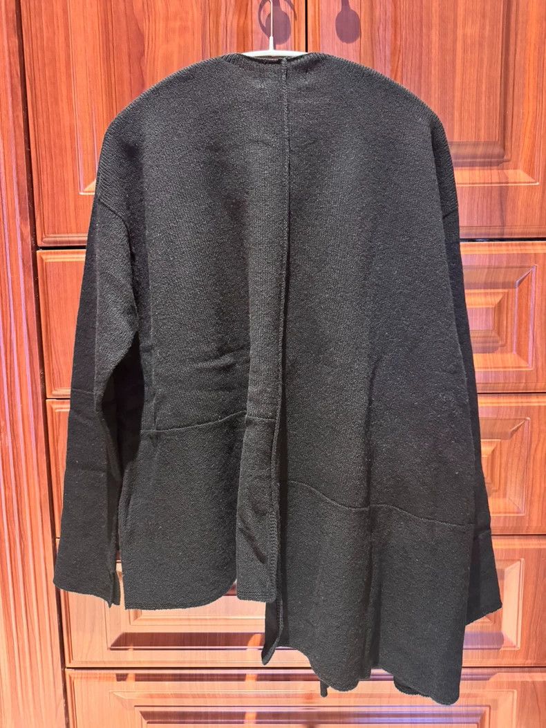 Yohji Yamamoto Yohji Yamamoto size 2 Black knit sweater 2506-Nextarrow Size M / US 6-8 / IT 42-44 - 2 Thumbnail