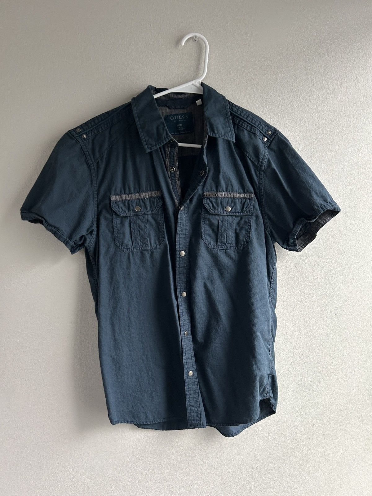 Guess Guess Navy Blue Button Up Size US M / EU 48-50 / 2 - 1 Thumbnail
