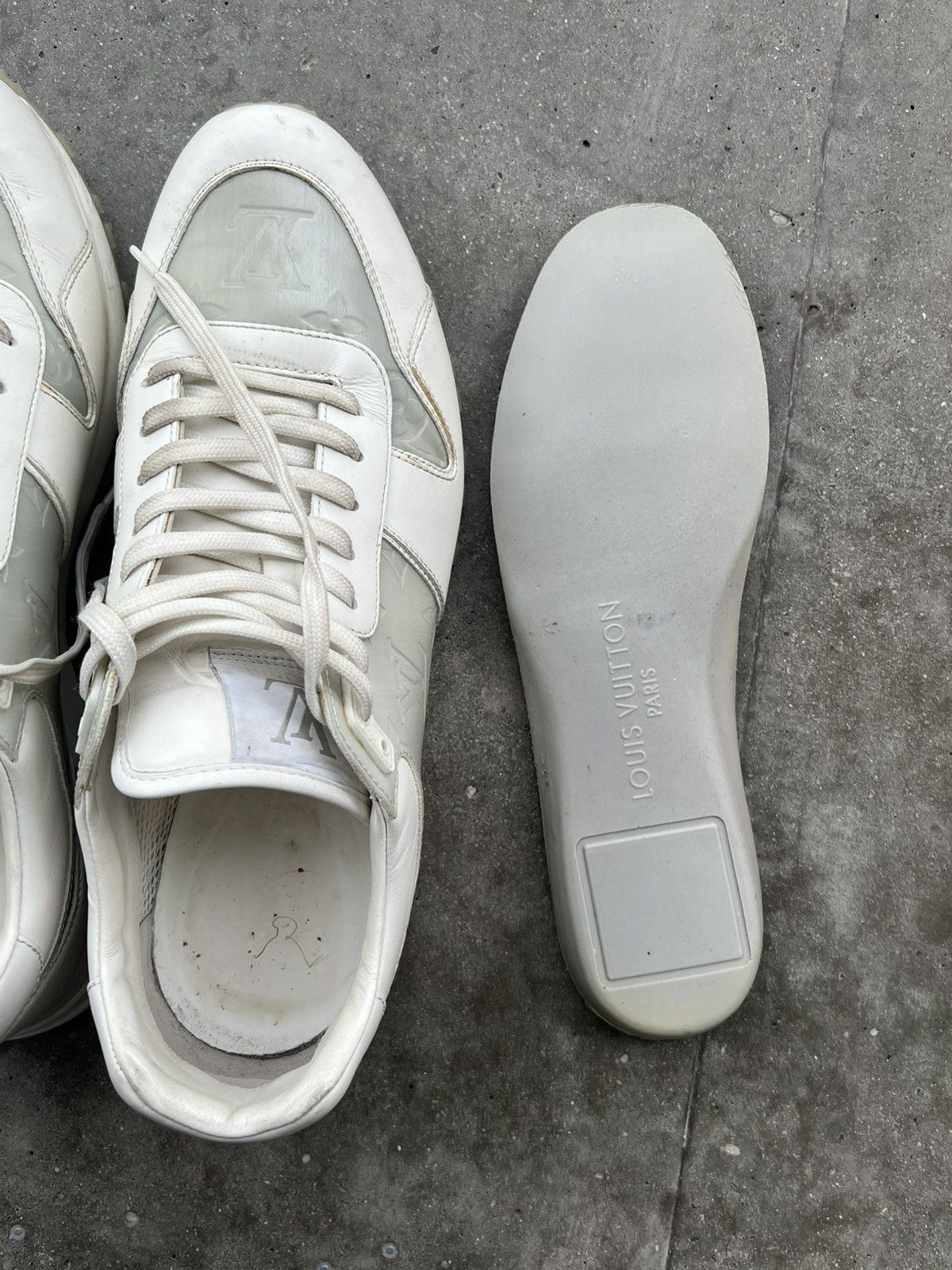 Designer × Louis Vuitton Louis Vuitton Run Away Sneaker Hype Designer rare 8LV Size US 9.5 / EU 42-43 - 11 Thumbnail
