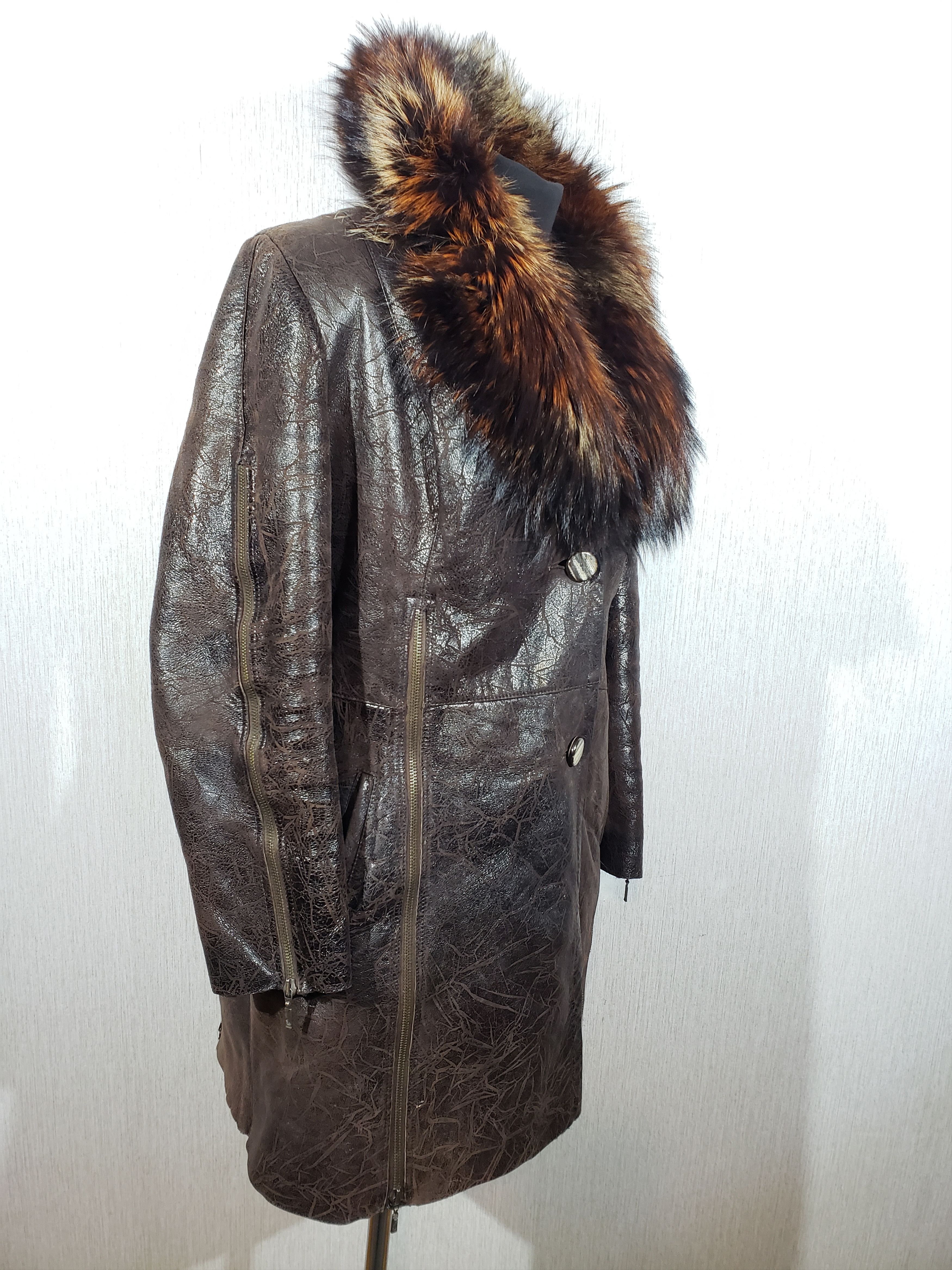 Other Stylish brown sheepskin coat with a warm fluffy collar. Size XL / US 12-14 / IT 48-50 - 3 Thumbnail