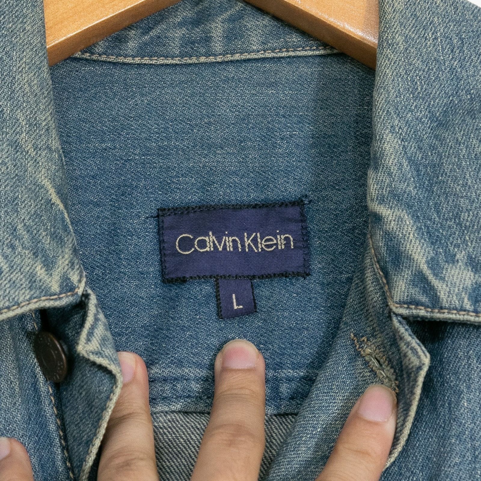 Calvin Klein Vintage Calvin Klein Denim Trucker Jacket Large Jean Jacket Size US L / EU 52-54 / 3 - 5 Thumbnail