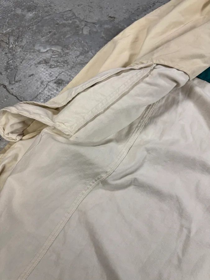 Giorgio Armani 1990s Giorgio Armani Beige Trench Coat Size US L / EU 52-54 / 3 - 9 Thumbnail