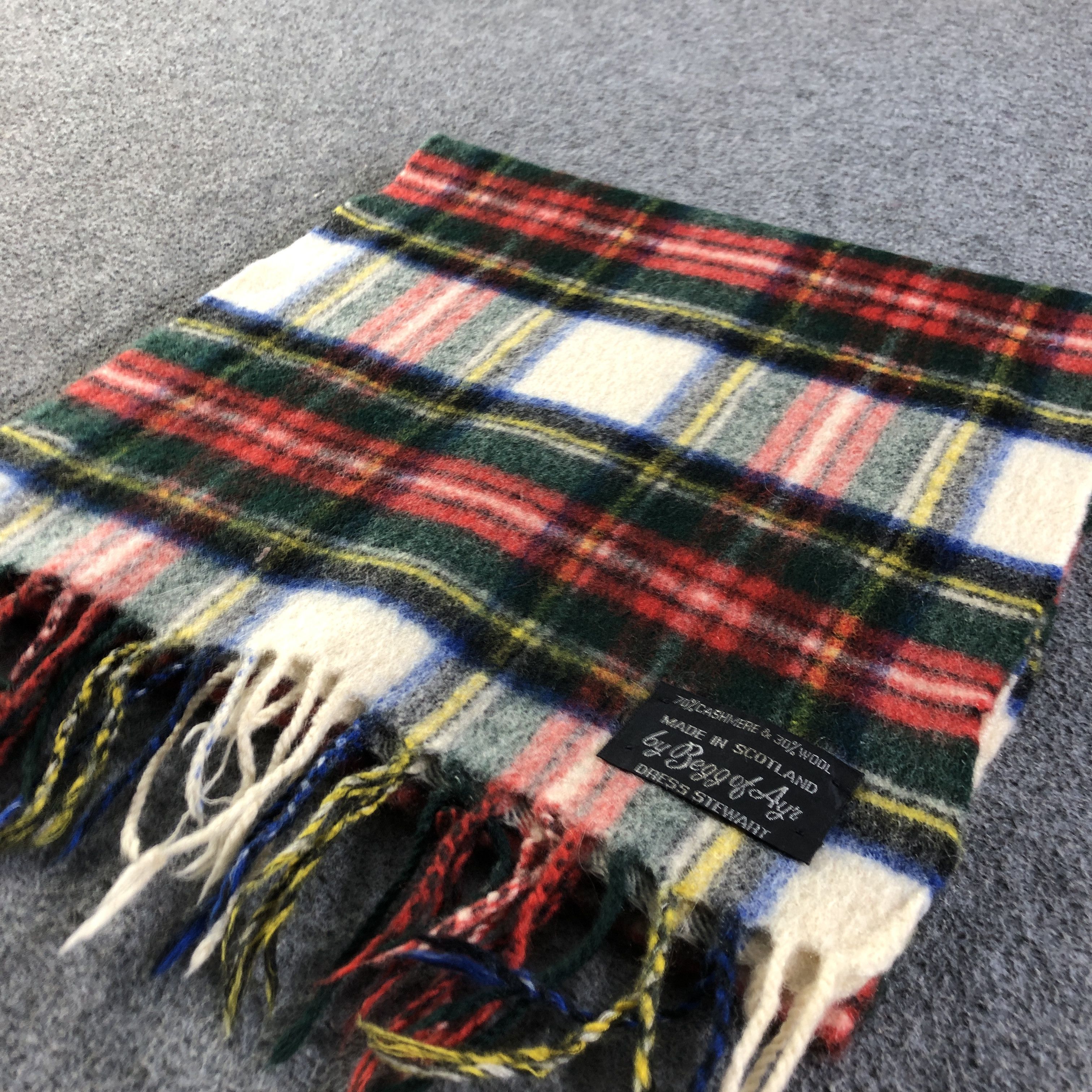 Begg x Co Begg of Ayr Cashmere/Wool Scarf Muffler V2781 Size ONE SIZE - 4 Thumbnail