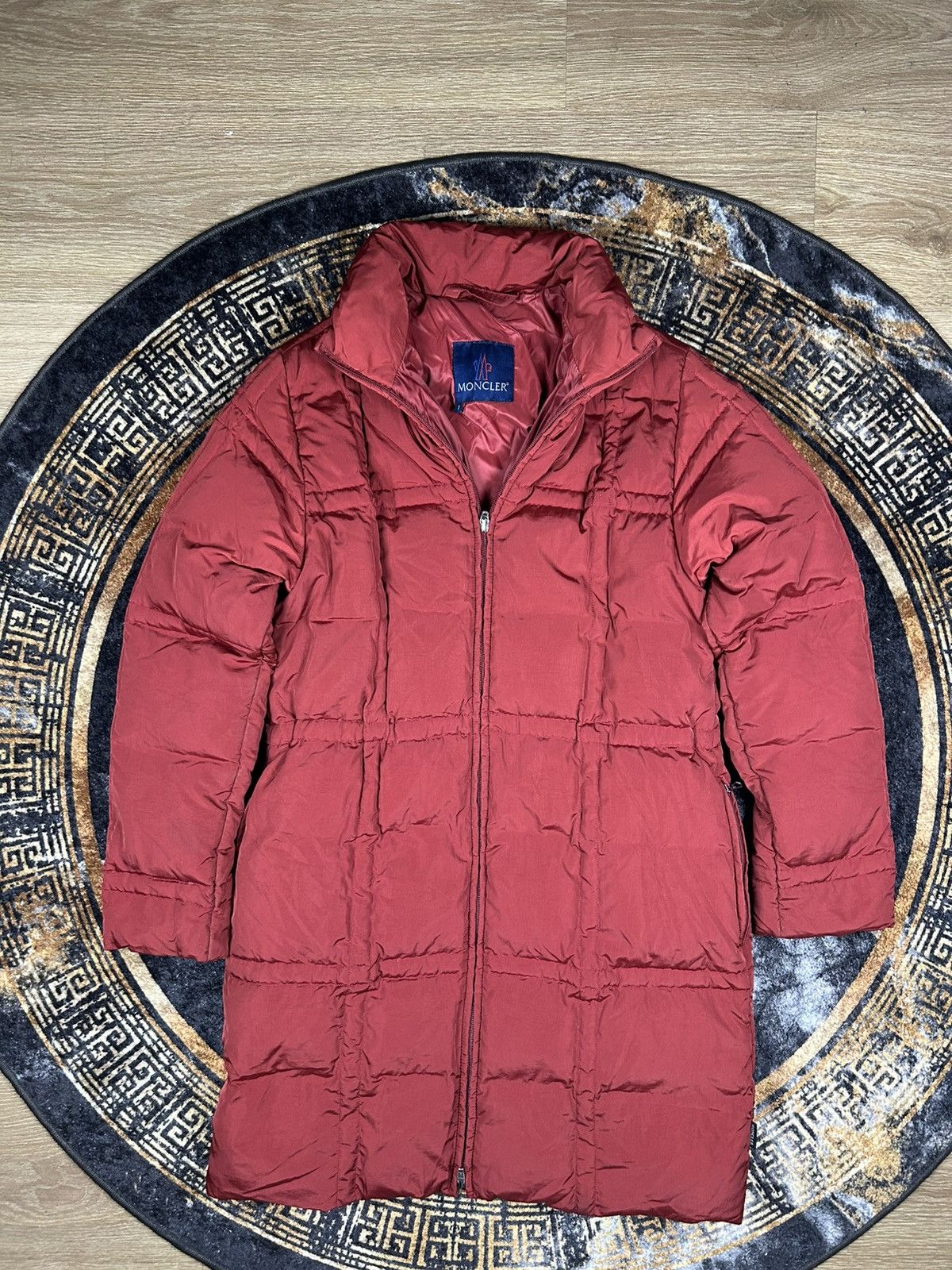 Moncler Jacket Moncler mini logo Luxury style Size S / US 4 / IT 40 - 1 Thumbnail