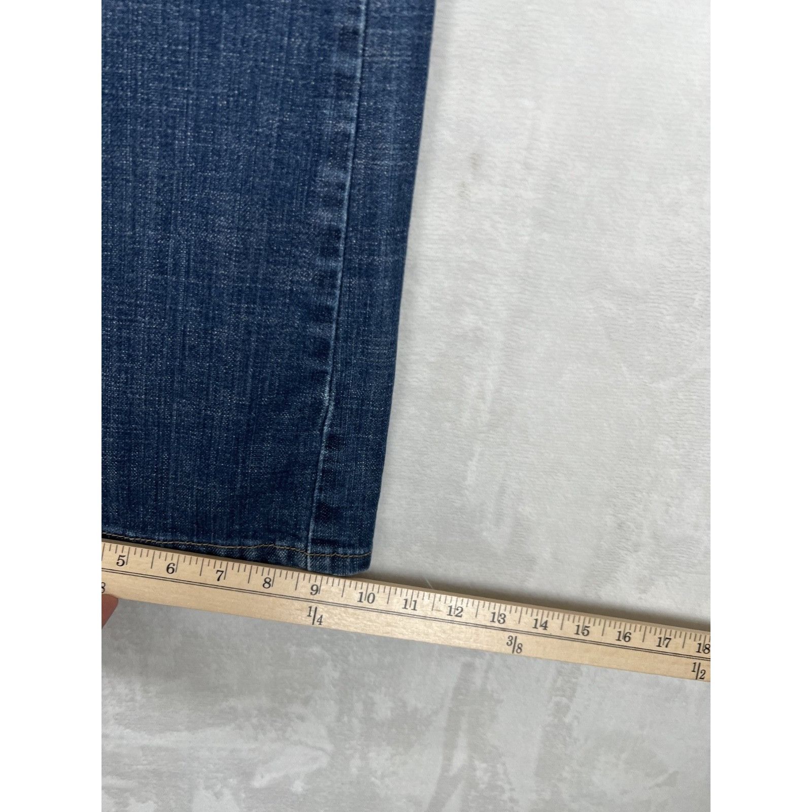 Levi's Vintage Levi's 547 Platinum Flare Blue Denim Jeans Size 14 M Size 34" / US 12 / IT 48 - 4 Thumbnail