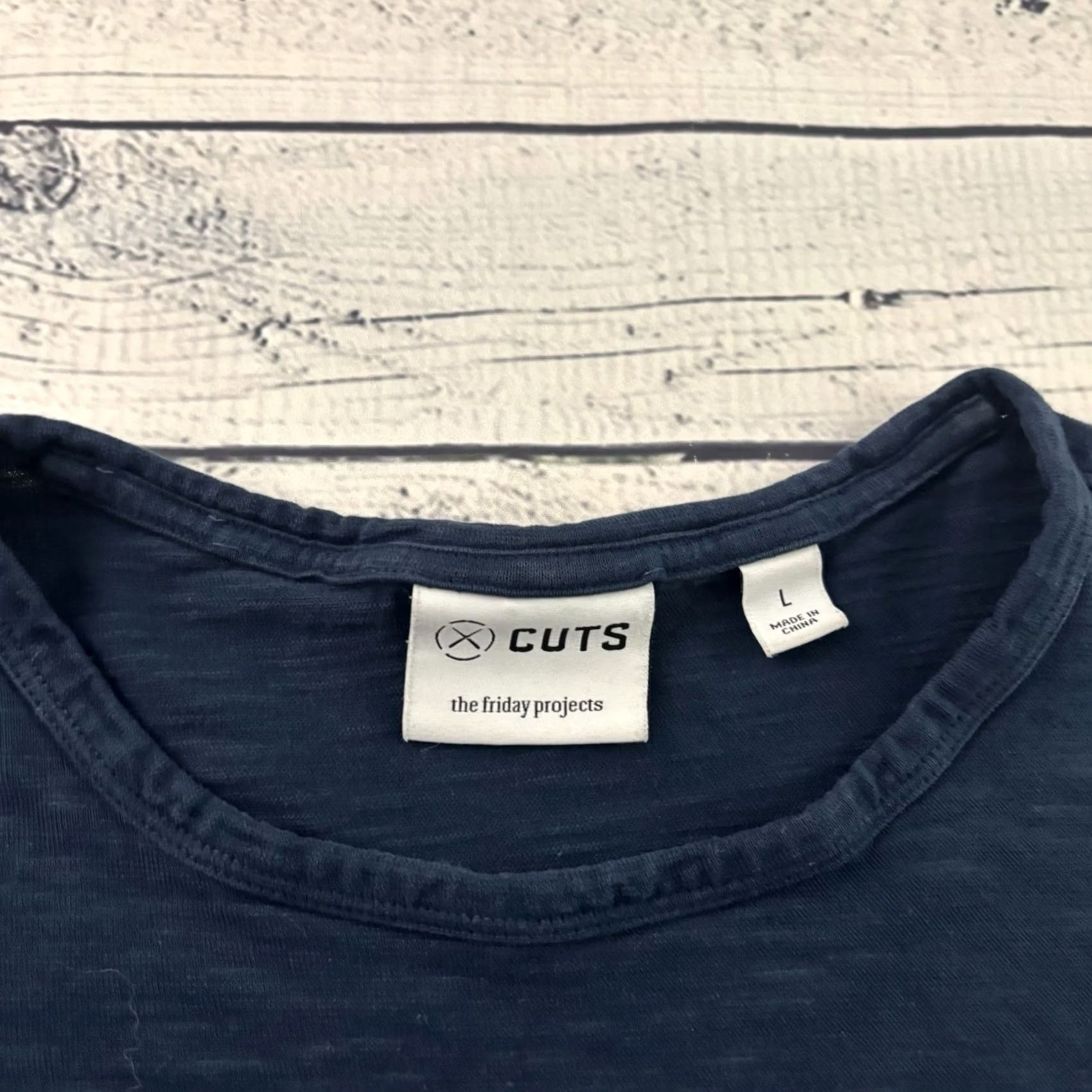 Cuts CUTS The Friday Projects Short Sleeve Pocket T Shirt Men's Large Blue Shirt Adults L Pocket T-Shirt Blue CUTS Modern Vintage? Size US L / EU 52-54 / 3 - 2 Thumbnail