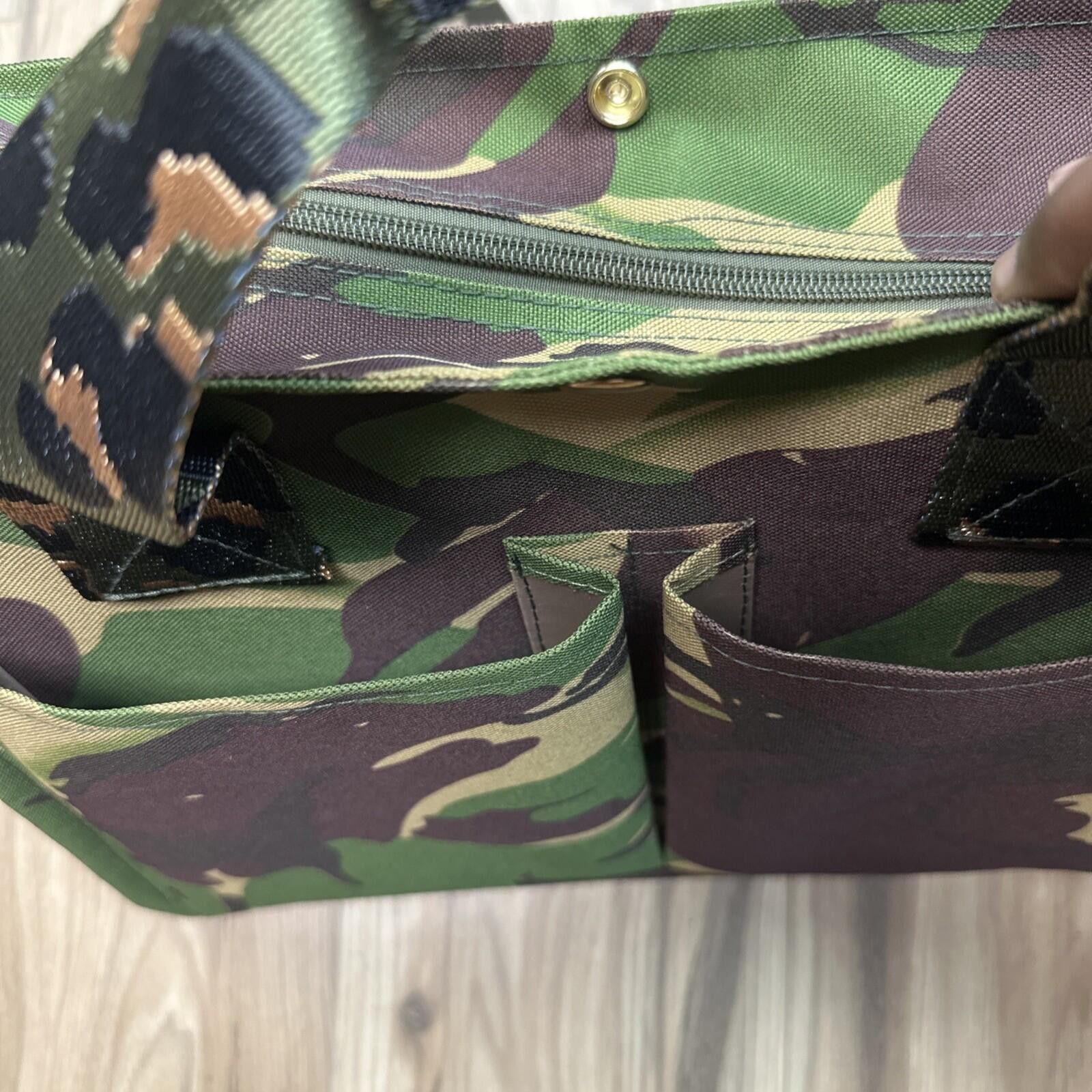 The Unbranded Brand Camouflage Print Tote Bag Gold Hardware Detachable Size ONE SIZE - 2 Thumbnail