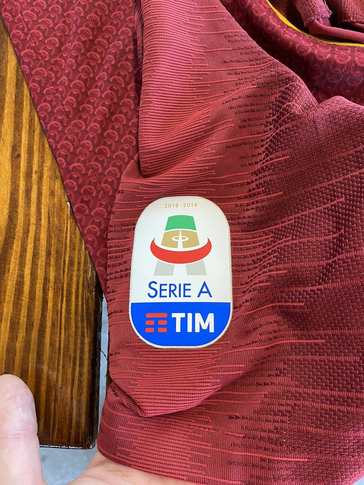 Nike 2018-19 Roma Nike Vapor Home Shirt Size US L / EU 52-54 / 3 - 6 Thumbnail