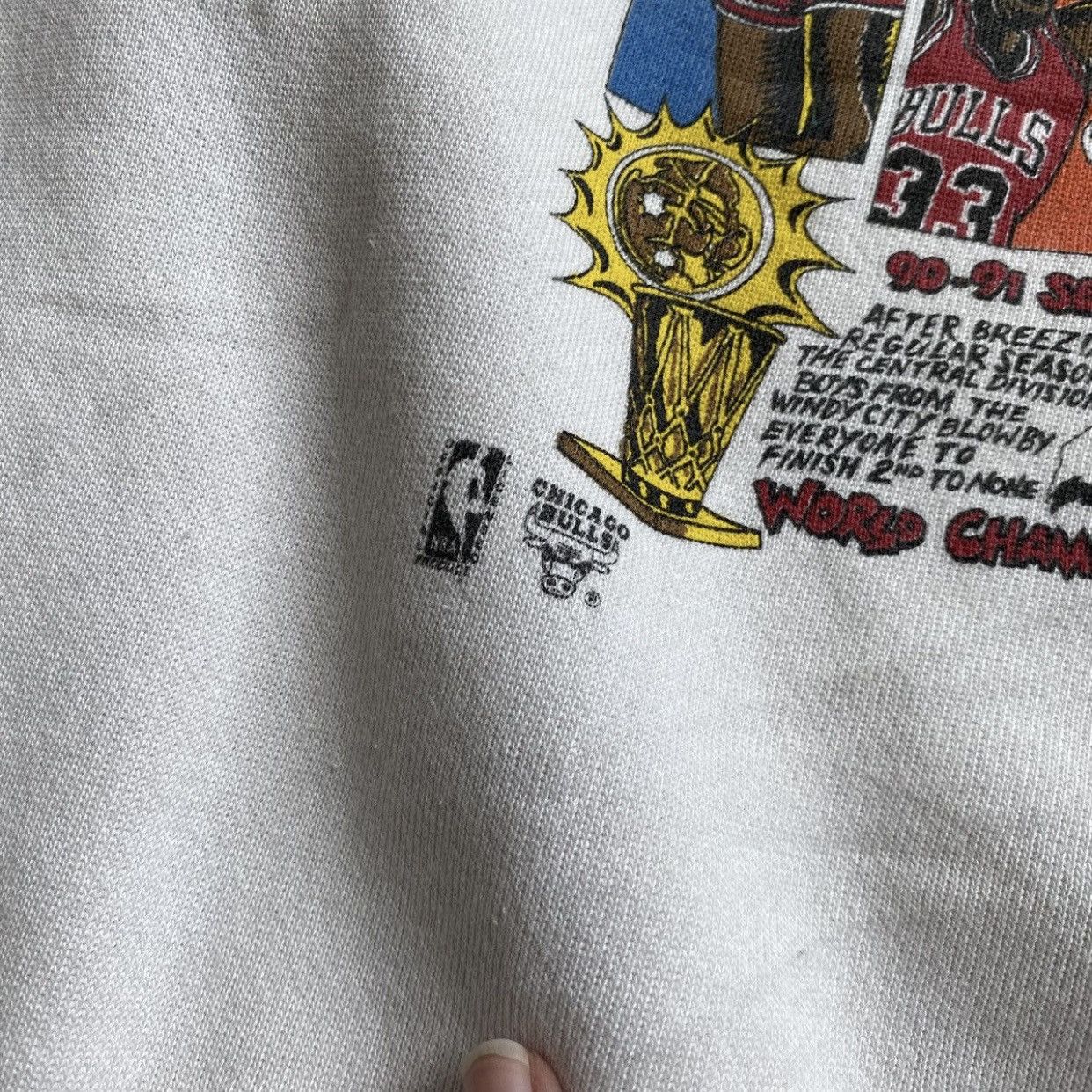 NBA × Tultex 1993 VINTAGE TULTEX “CHICAGO BULLS” CARICATURE SWEATSHIRT Size US L / EU 52-54 / 3 - 4 Thumbnail
