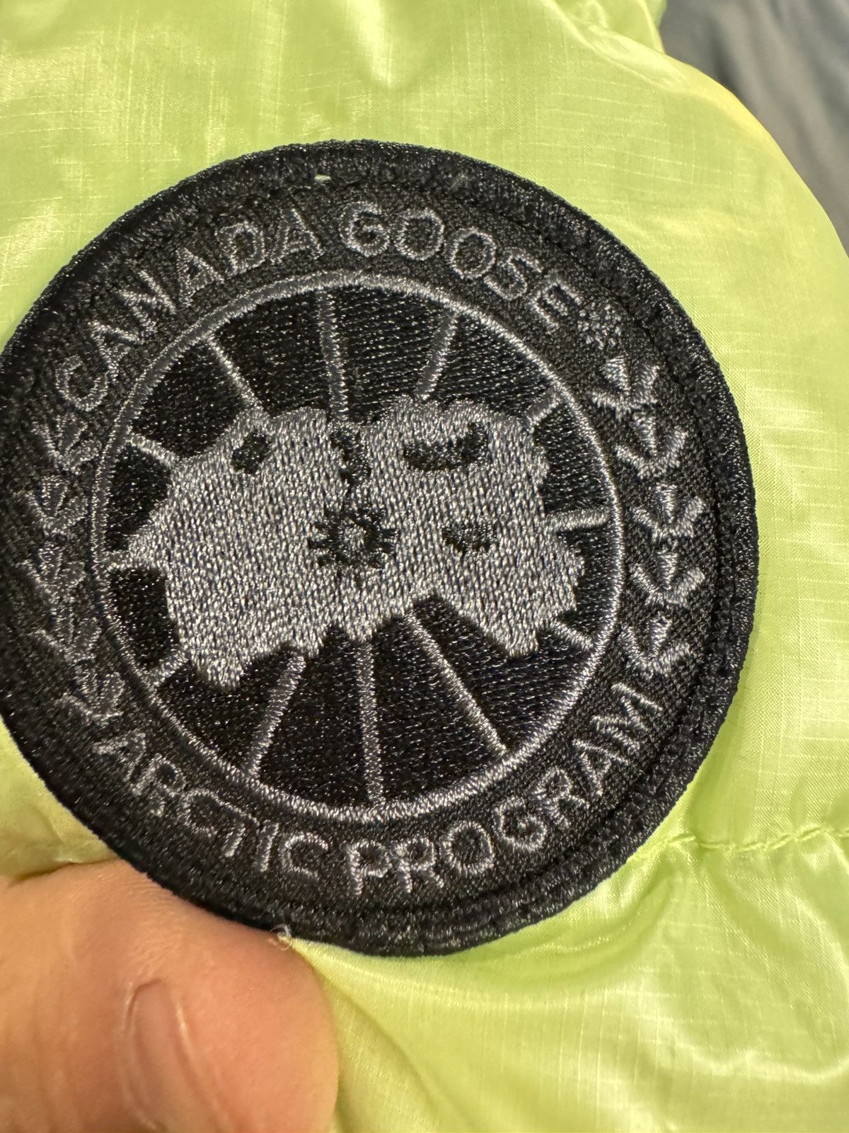 Canada Goose Canada Goose Crofton Hoody Limelight (M) – New / Black Disc Size US M / EU 48-50 / 2 - 5 Thumbnail