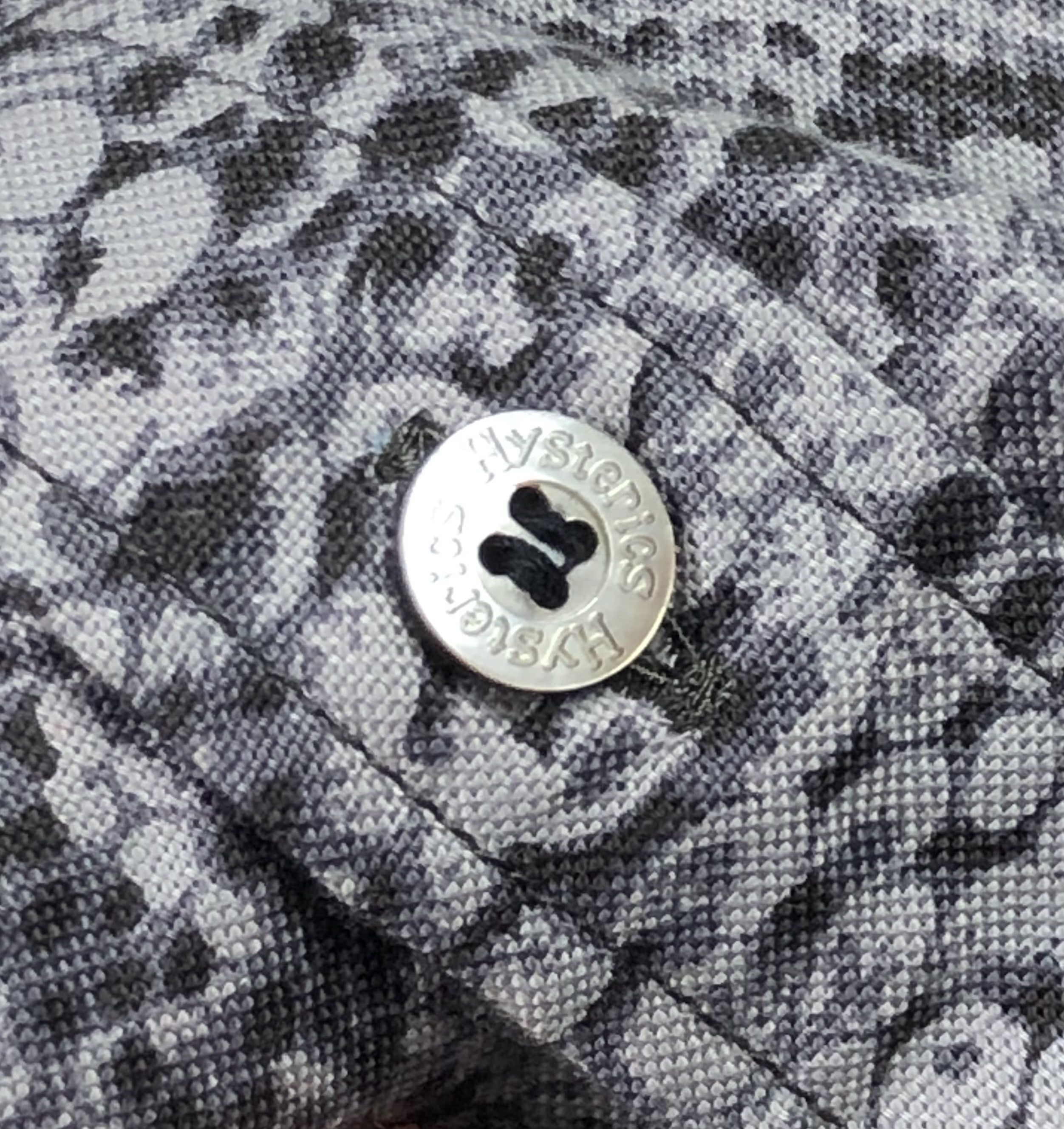 Hysteric Glamour RARE🔥VINTAGE HYSTERIC GLAMOUR SNAKE BUTTON UPS Size S / US 4 / IT 40 - 10 Thumbnail