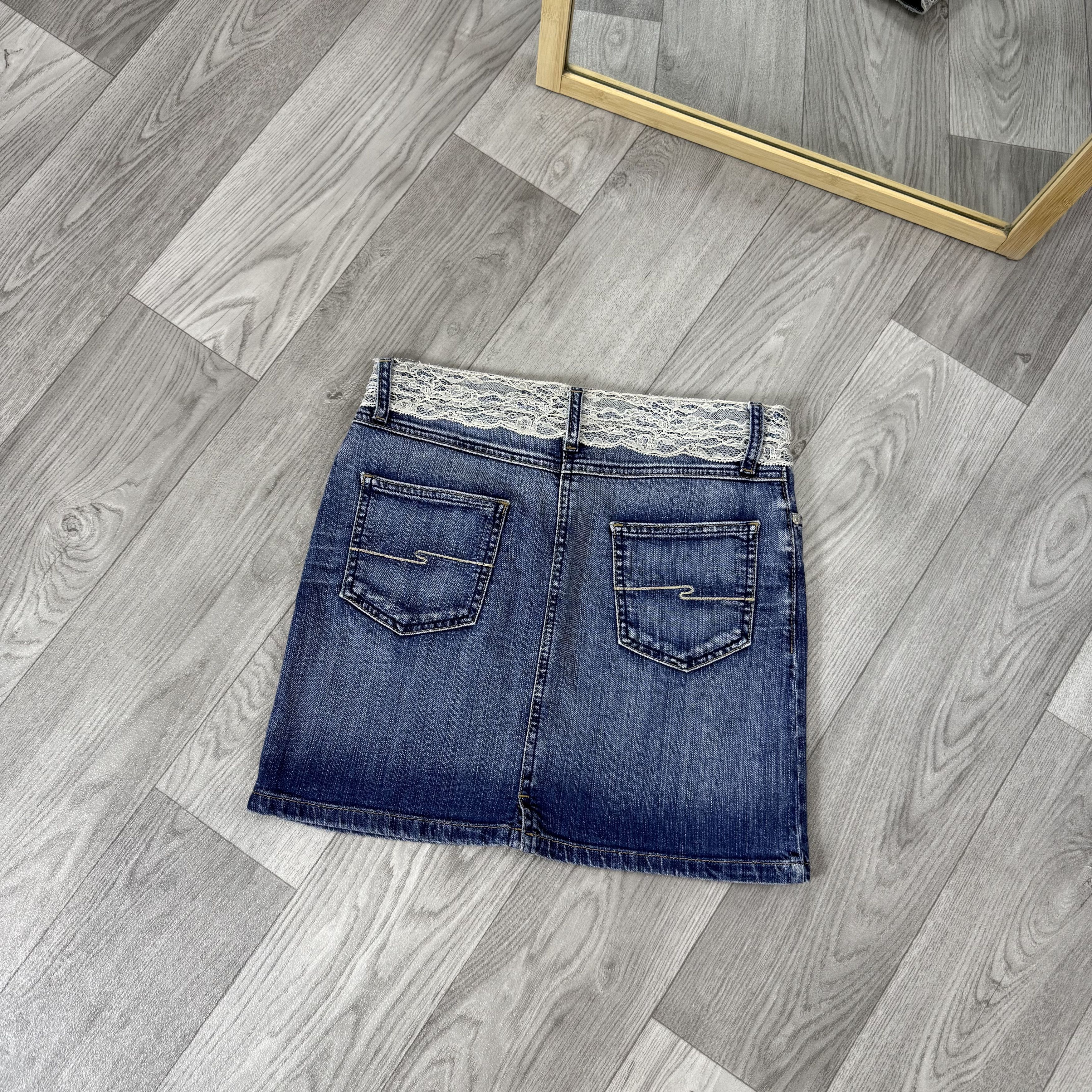 Vintage Vintage Y2K Avantgarde Blue Denim Lace Mini Skirt Low Rise Size 26" / US 2 / IT 38 - 2 Thumbnail