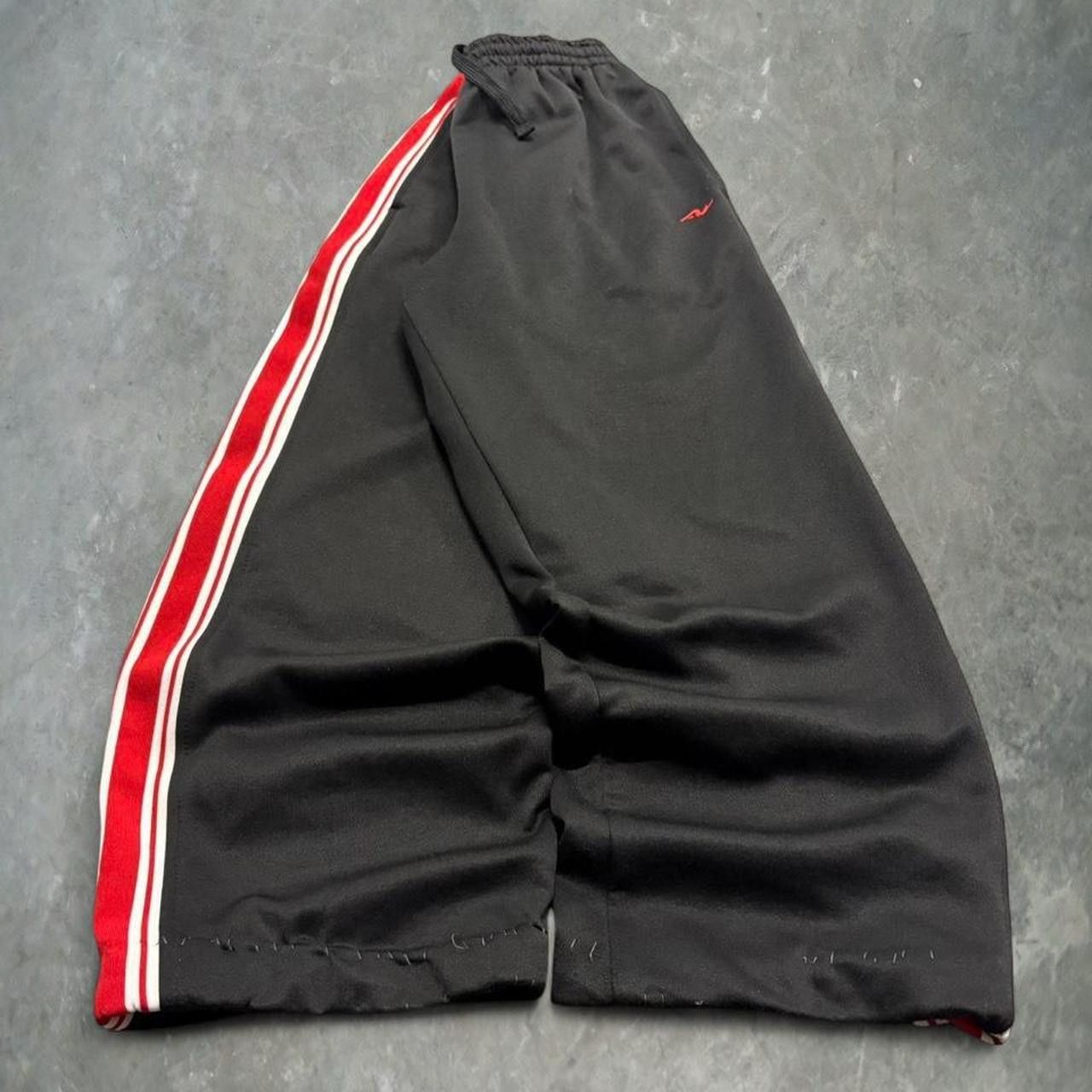 Vintage Crazy Vintage Y2K/2000s Baggy Black Striped TrackPants! Size US 30 / EU 46 - 2 Thumbnail