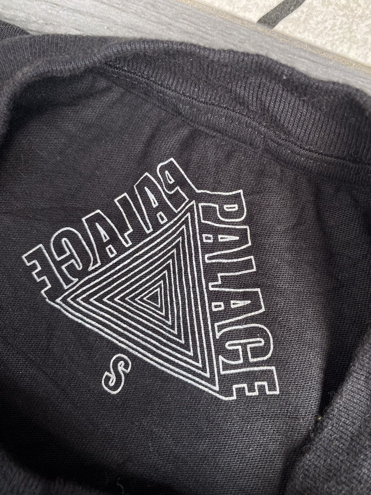 Palace Palace pigeon hole tee Ss20 Size US S / EU 44-46 / 1 - 3 Thumbnail