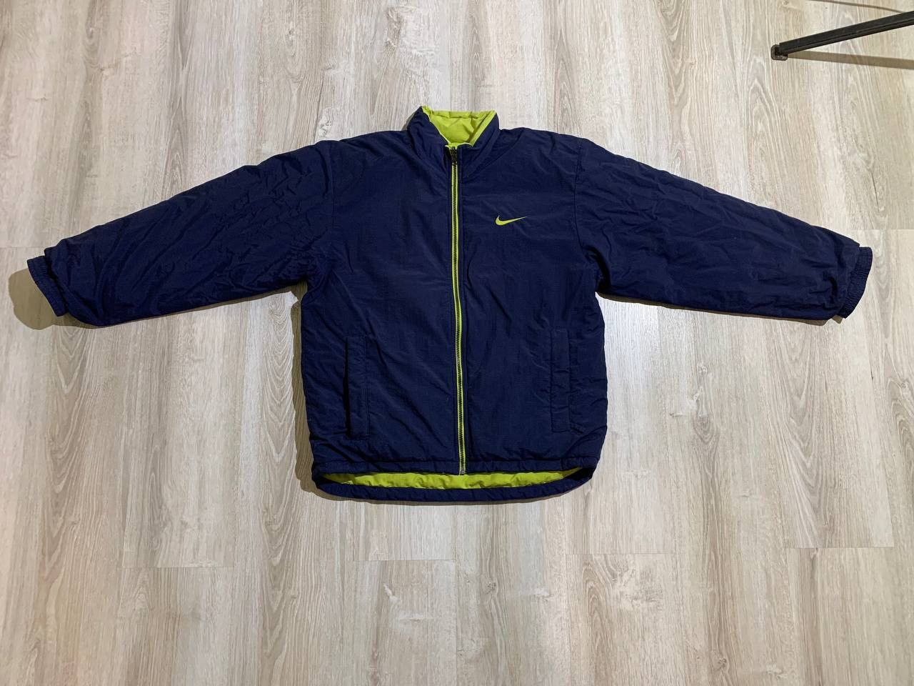 Vintage Mens vintage reversible puffer jacket Nike Size S Size US S / EU 44-46 / 1 - 9 Thumbnail