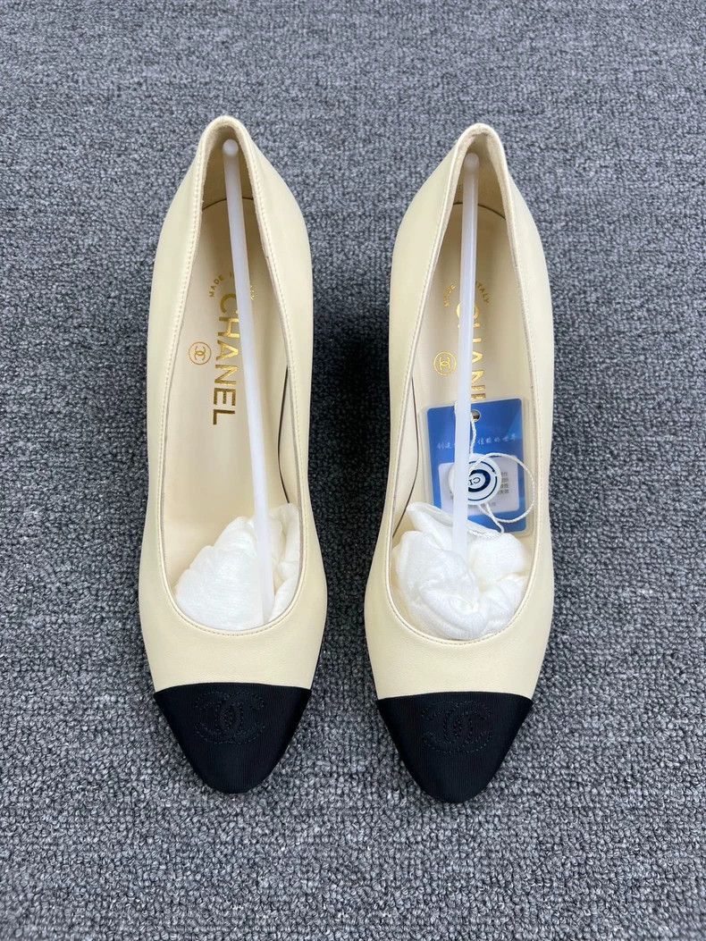 Chanel New Chanel Pearl High Heel Shoes Size 37.5 Size US 7.5 / EU 40-41 - 3 Thumbnail
