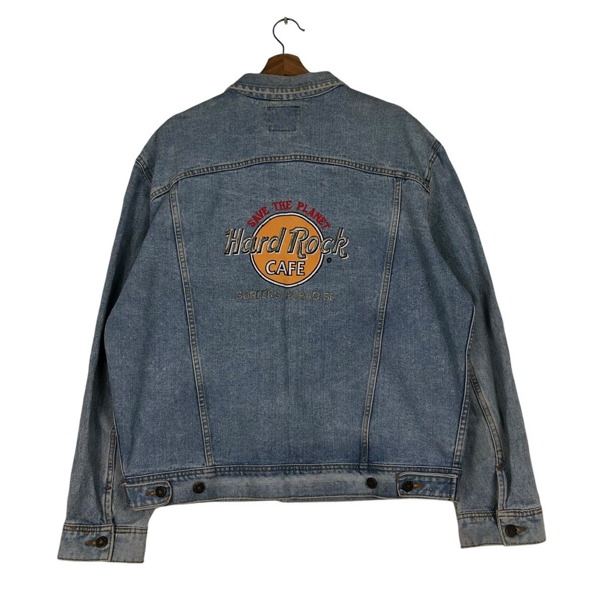 Japanese Brand 🔥VINTAGE DENIM TRUCKER JACKET HARD ROCK CAFE BIG LOGO Size US XL / EU 56 / 4 - 10 Thumbnail