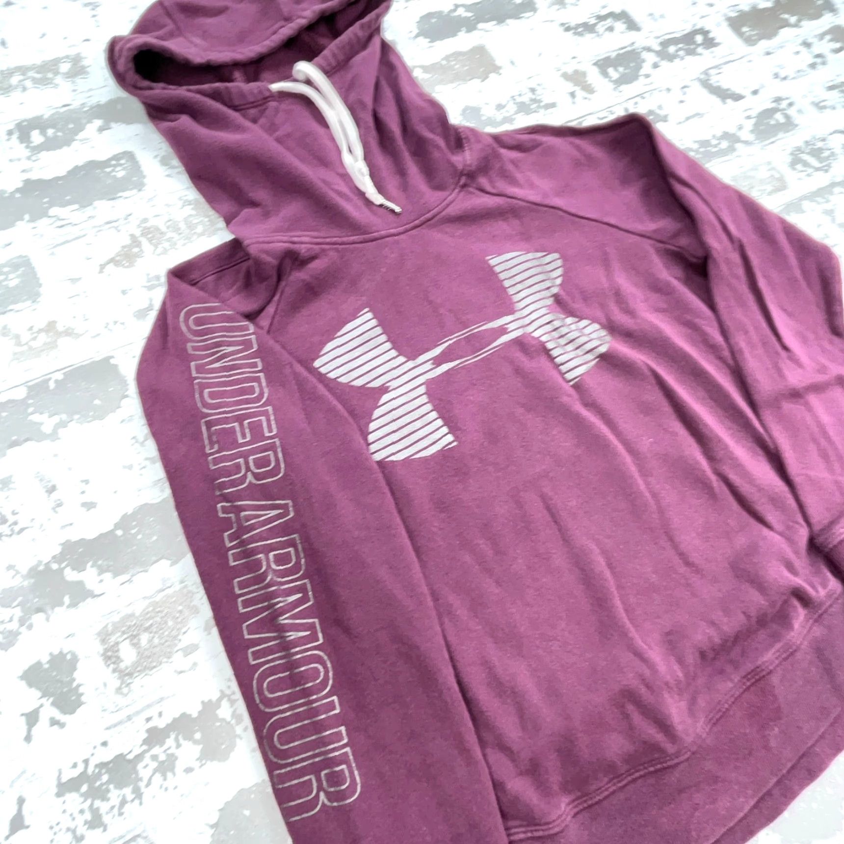 Under Armour Under Armor Hoodies Women Medium Purple Pullover Hoodie Sweatshirt Turtle Neck Fit Relaxed All Seasons Logo Pockets Long Sleeve Size M / US 6-8 / IT 42-44 - 5 Thumbnail
