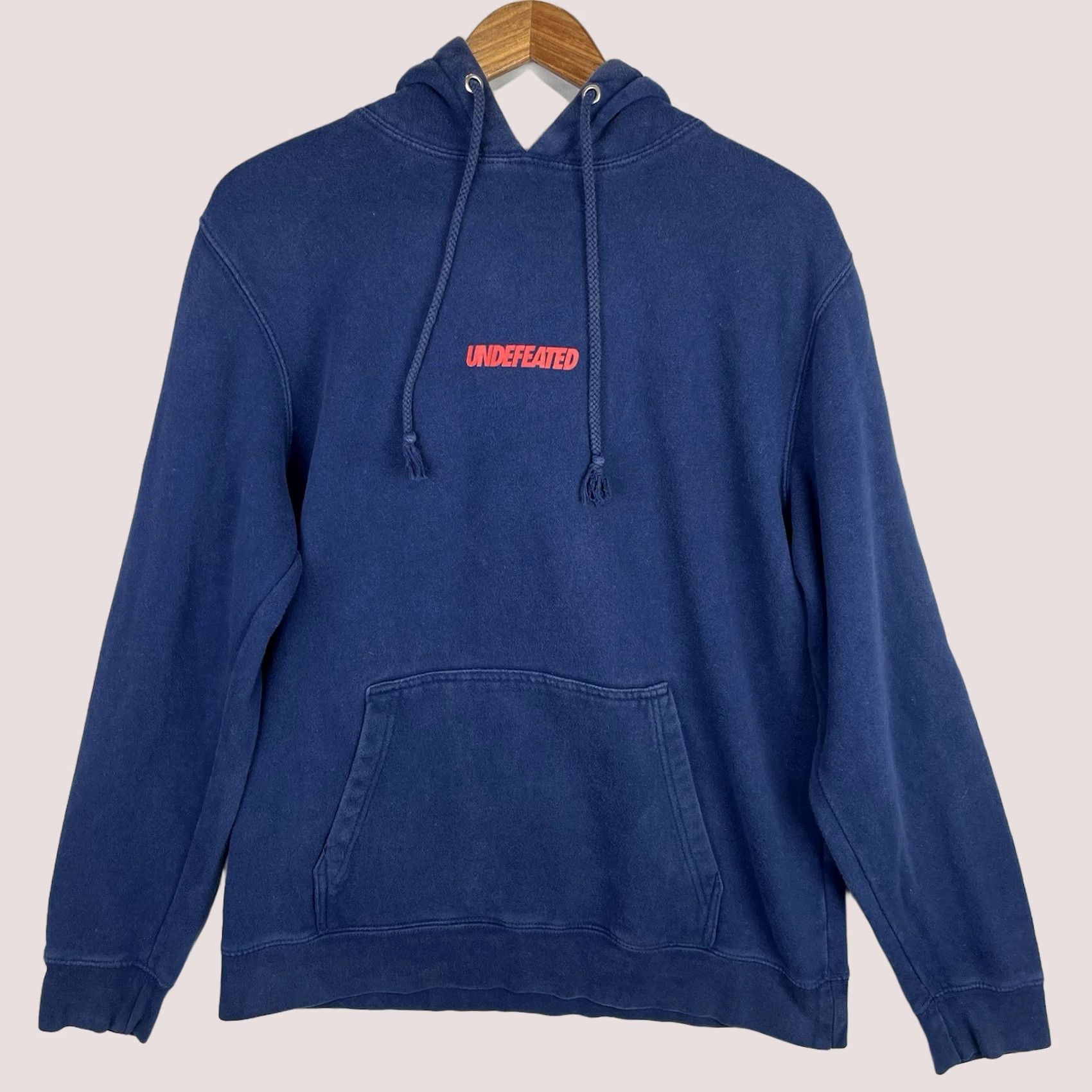 Undefeated Undefeated Hoodie Mens Large Navy Blue Sweatshirt Pullover Fleece Made In USA Size US L / EU 52-54 / 3 - 1 Thumbnail
