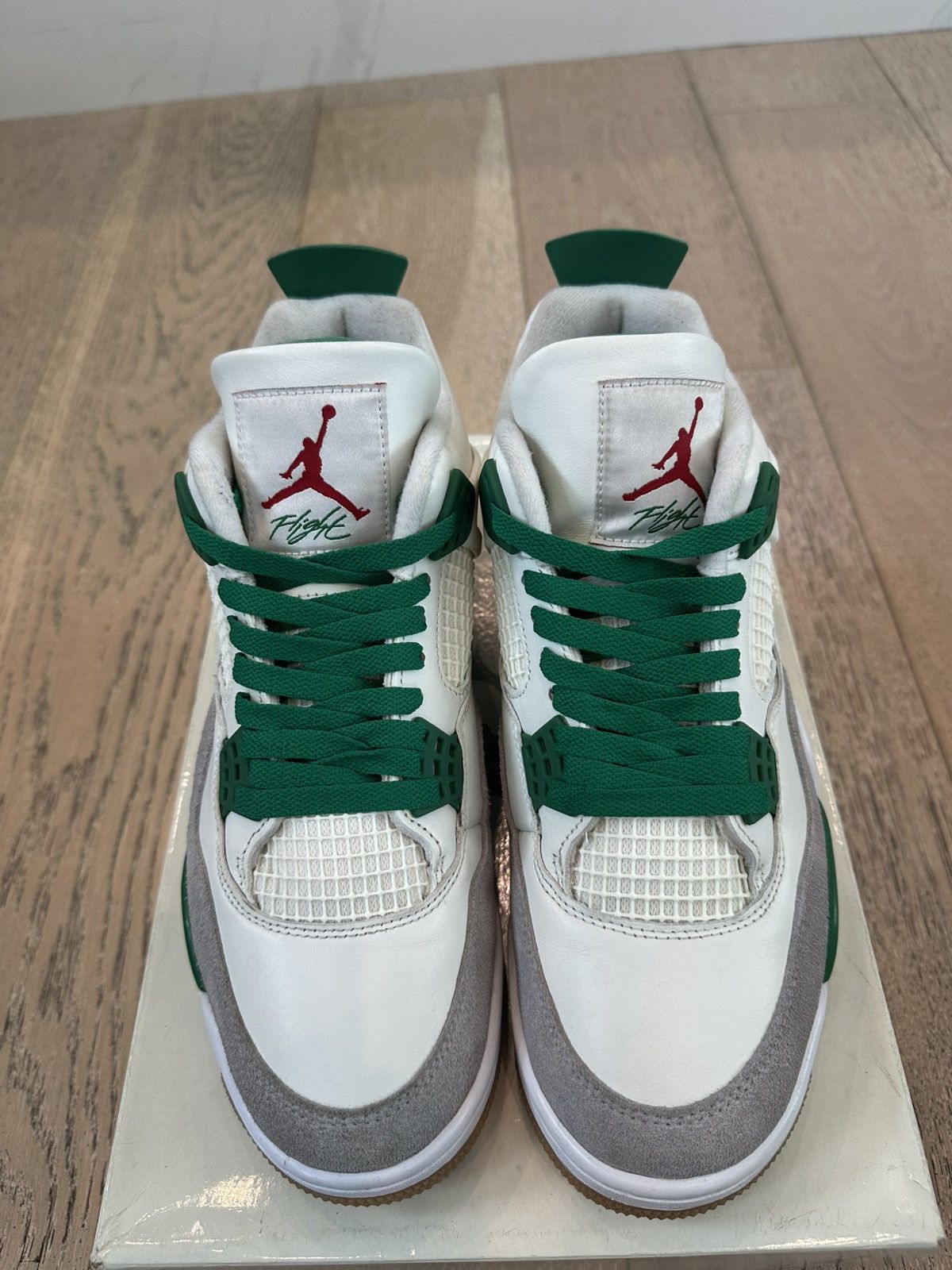 Nike SB Jordan 4 Retro SB Pine Green Size US 9 / EU 42 - 2 Thumbnail