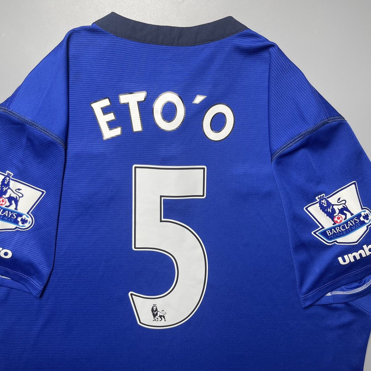 Umbro EVERTON UMBRO 2014/2015 FOOTBALL SOCCER HOME JERSEY #5 ETO’O Size US XXL / EU 58 / 5 - 9 Thumbnail